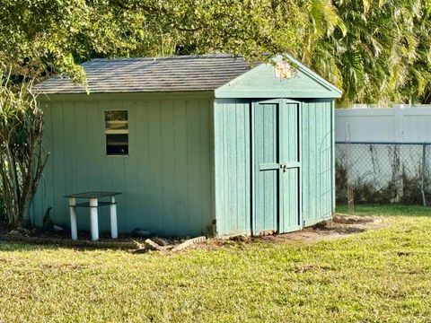 A home in Port St Lucie