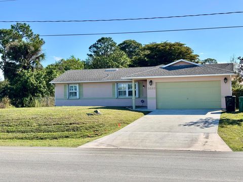 A home in Port St Lucie