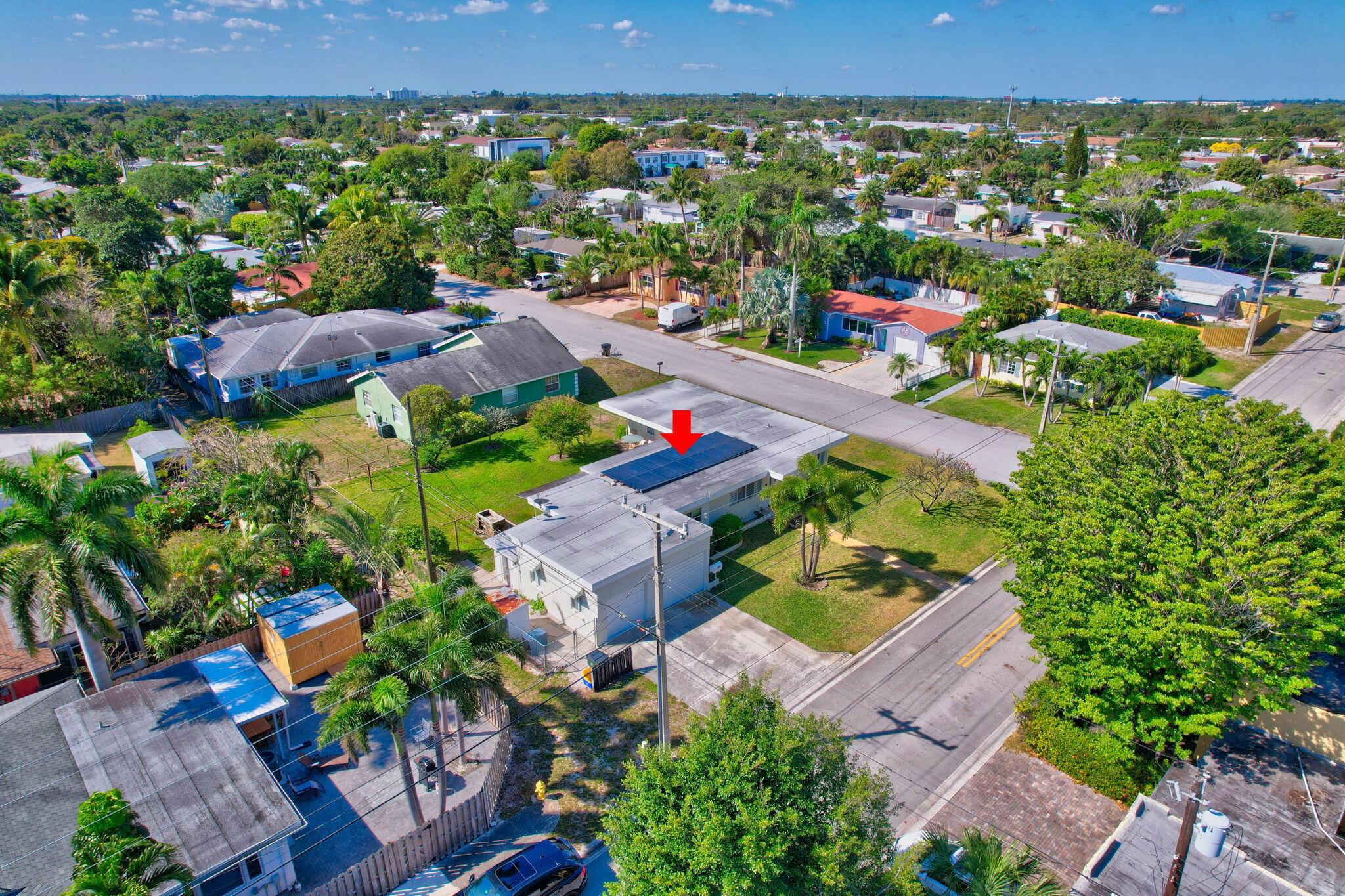 NORTH LAKE WORTH - Residential