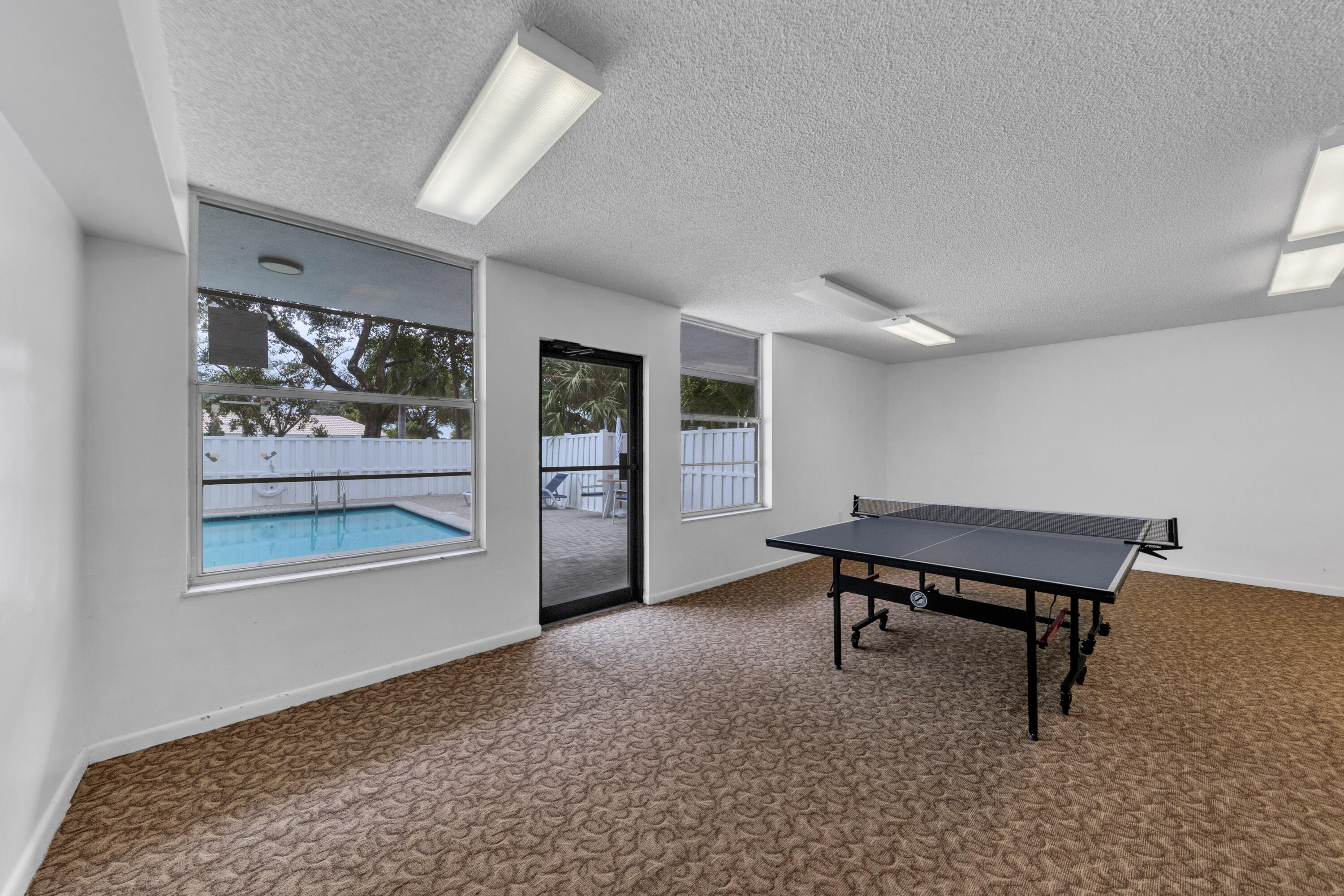 IMPERIAL POINT CONDO - Residential