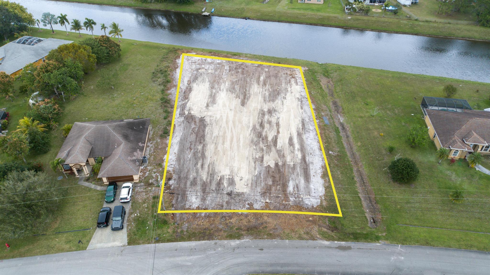 PORT ST LUCIE-SECTION 37- - Land