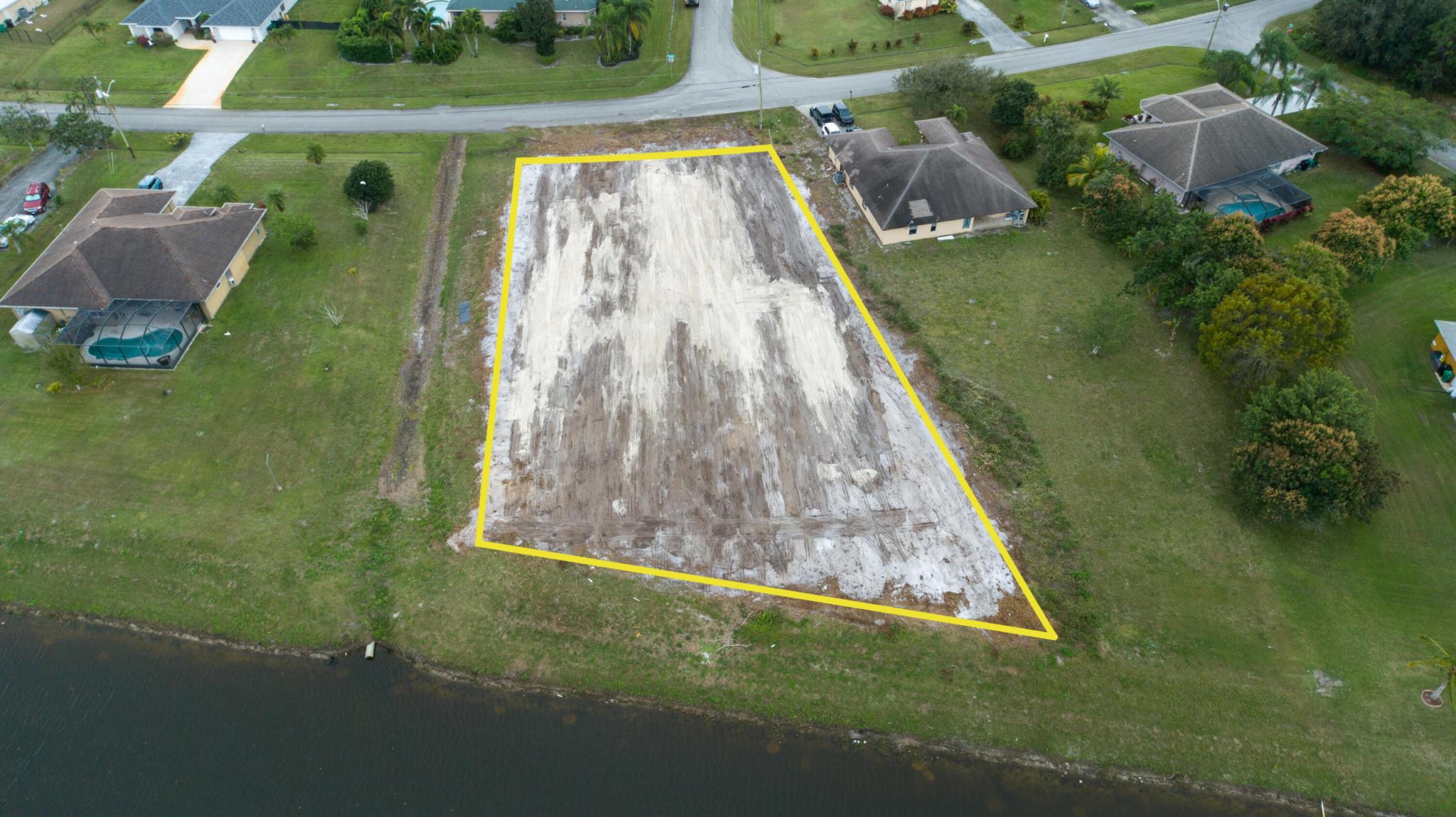 PORT ST LUCIE-SECTION 37- - Land