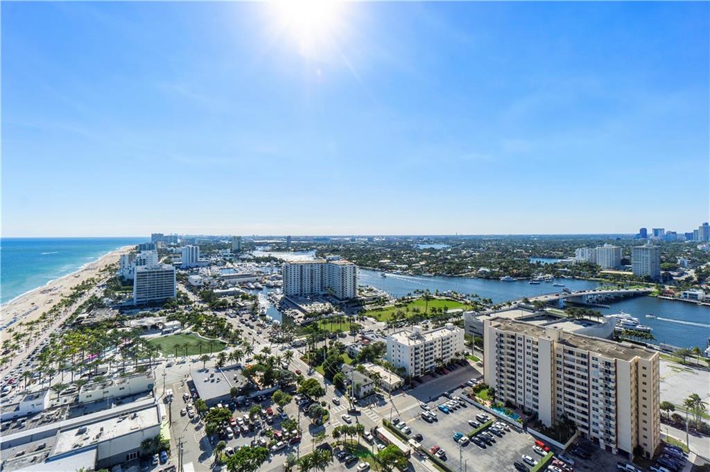 Las Olas Beach Club - Residential