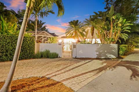 Tiny photo for 2124 Coral Shores Drive, Fort Lauderdale, FL 33306 (MLS # B26046706)