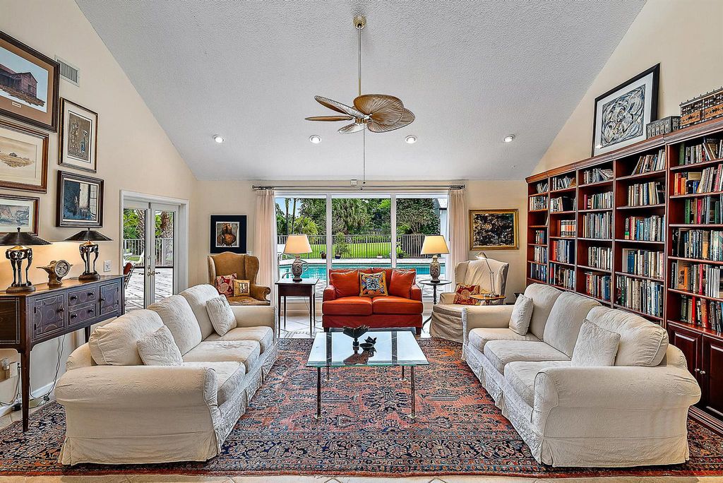 Photo of 5561 Whirlaway Road, Palm Beach Gardens, FL 33418 (MLS # R10928028)