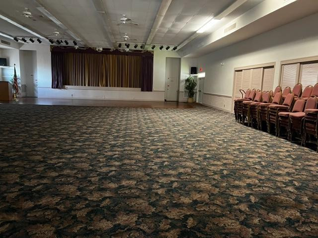 PALM LAKES - Residential