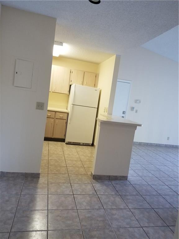 LAKES OF JACARANDA BLDG 1 - Residential Lease