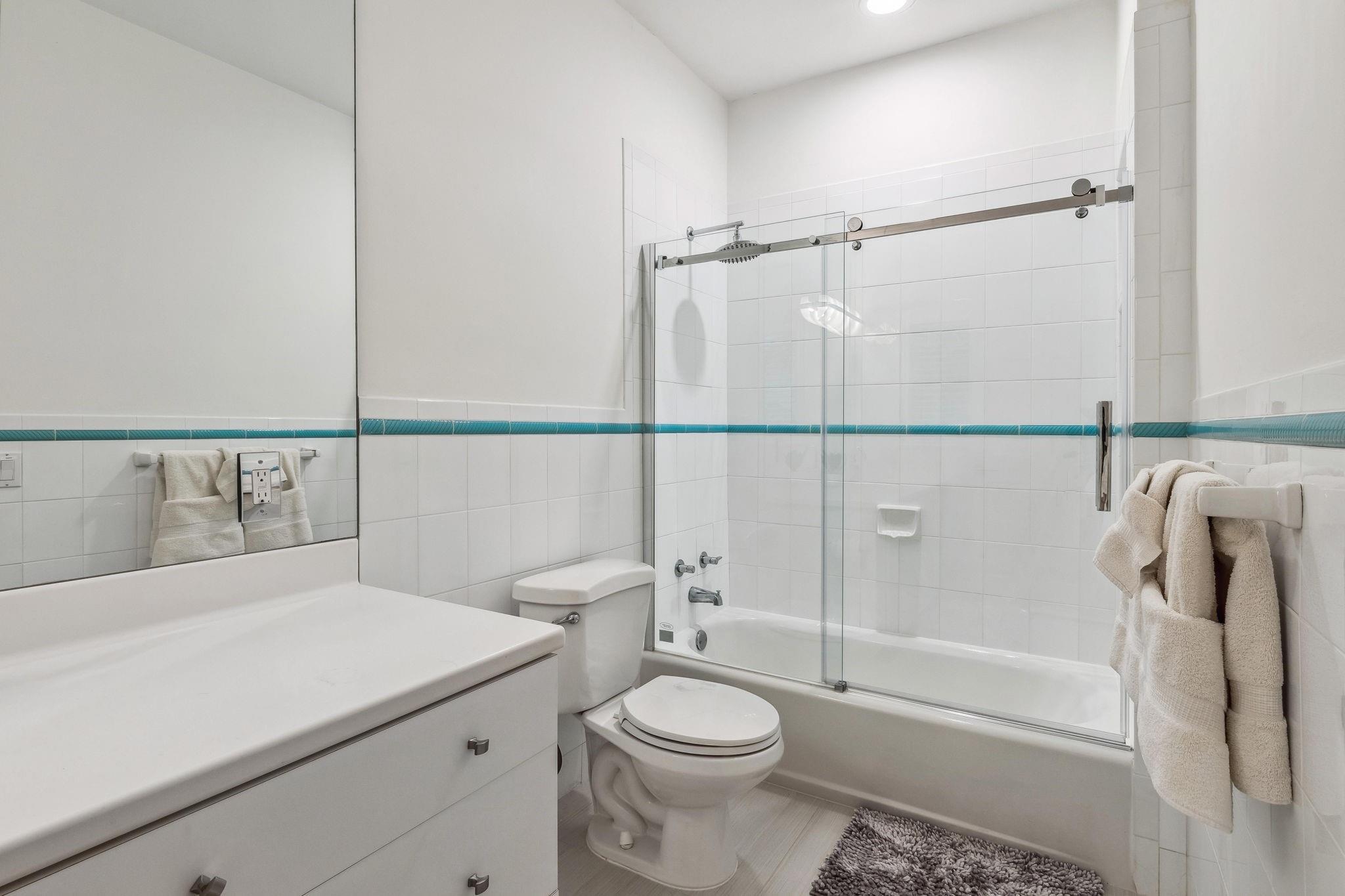 Las Olas By The Sea Ext 3 - Residential Lease