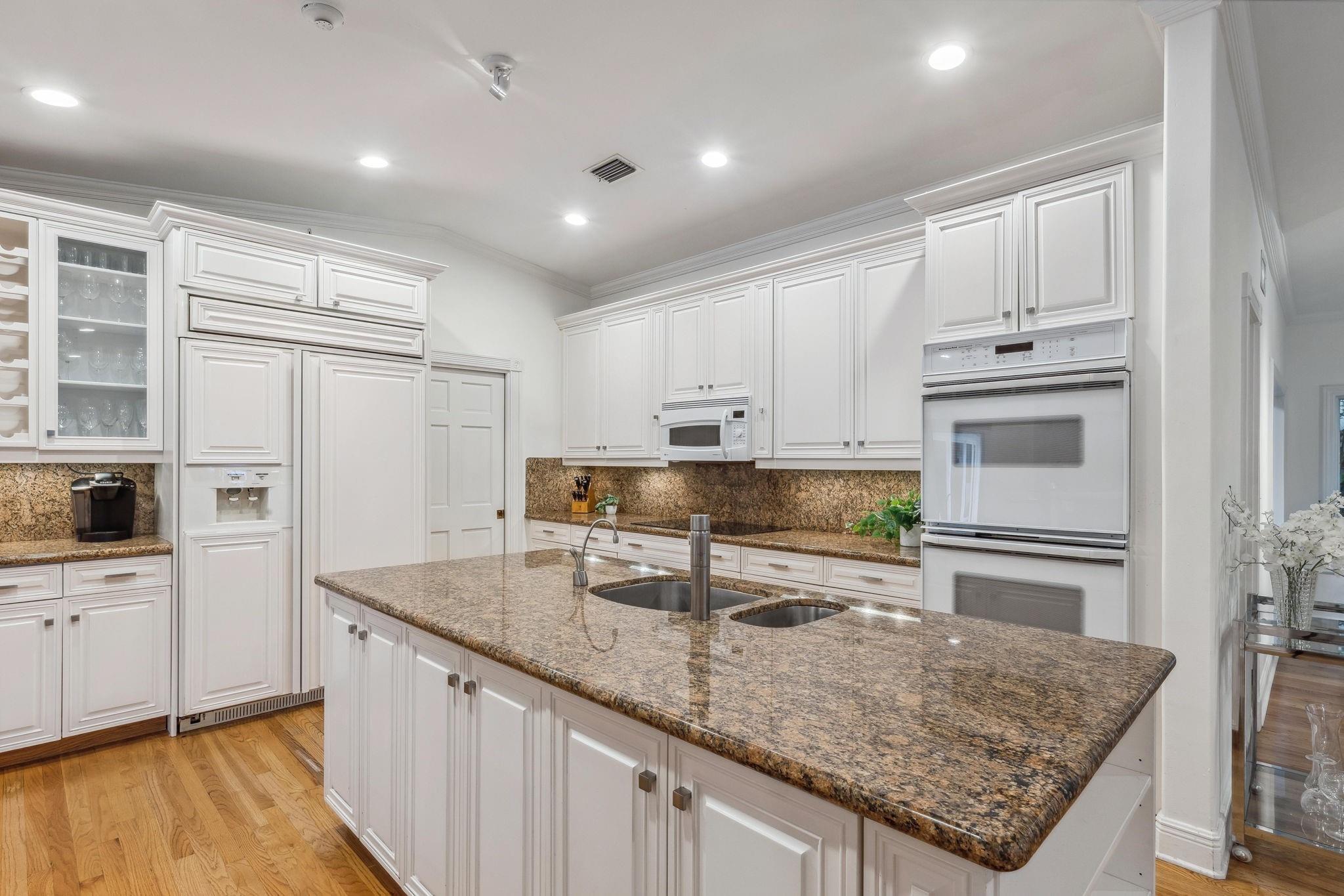 Las Olas By The Sea Ext 3 - Residential Lease