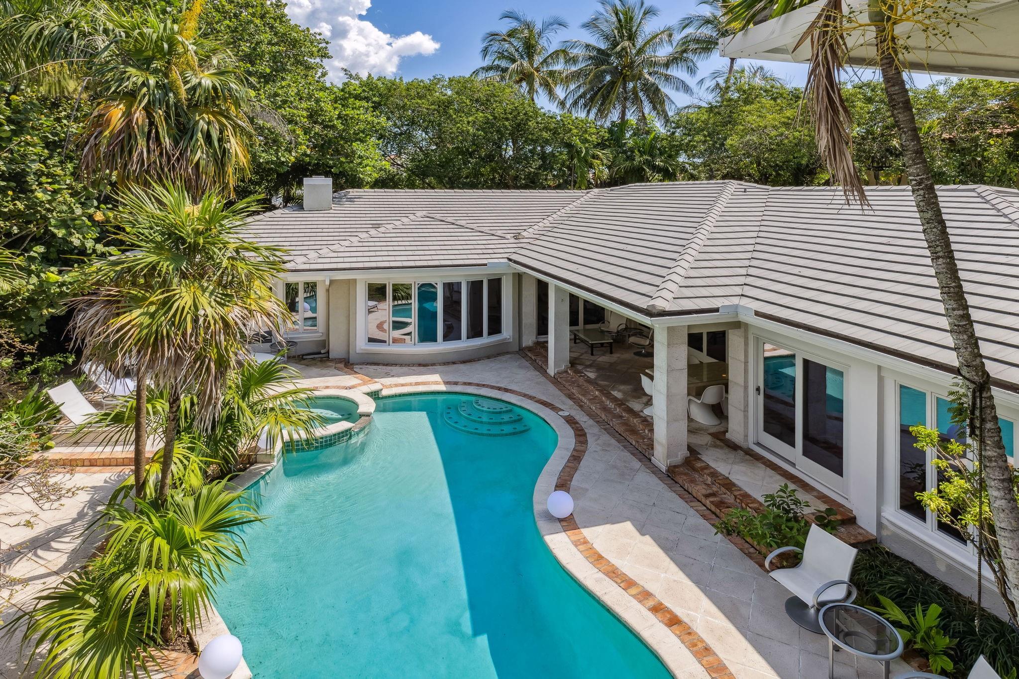 Las Olas By The Sea Ext 3 - Residential Lease