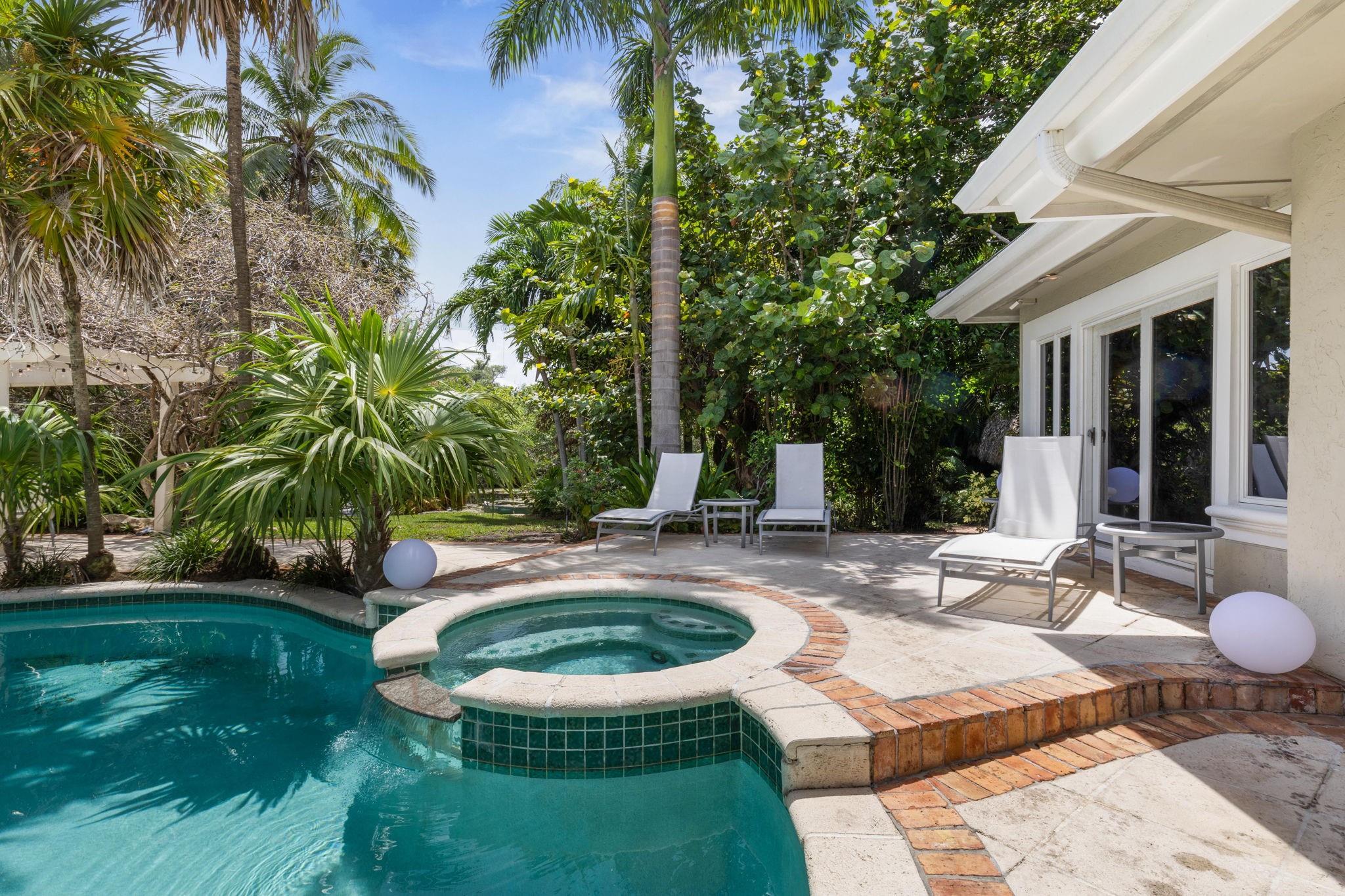 Las Olas By The Sea Ext 3 - Residential Lease