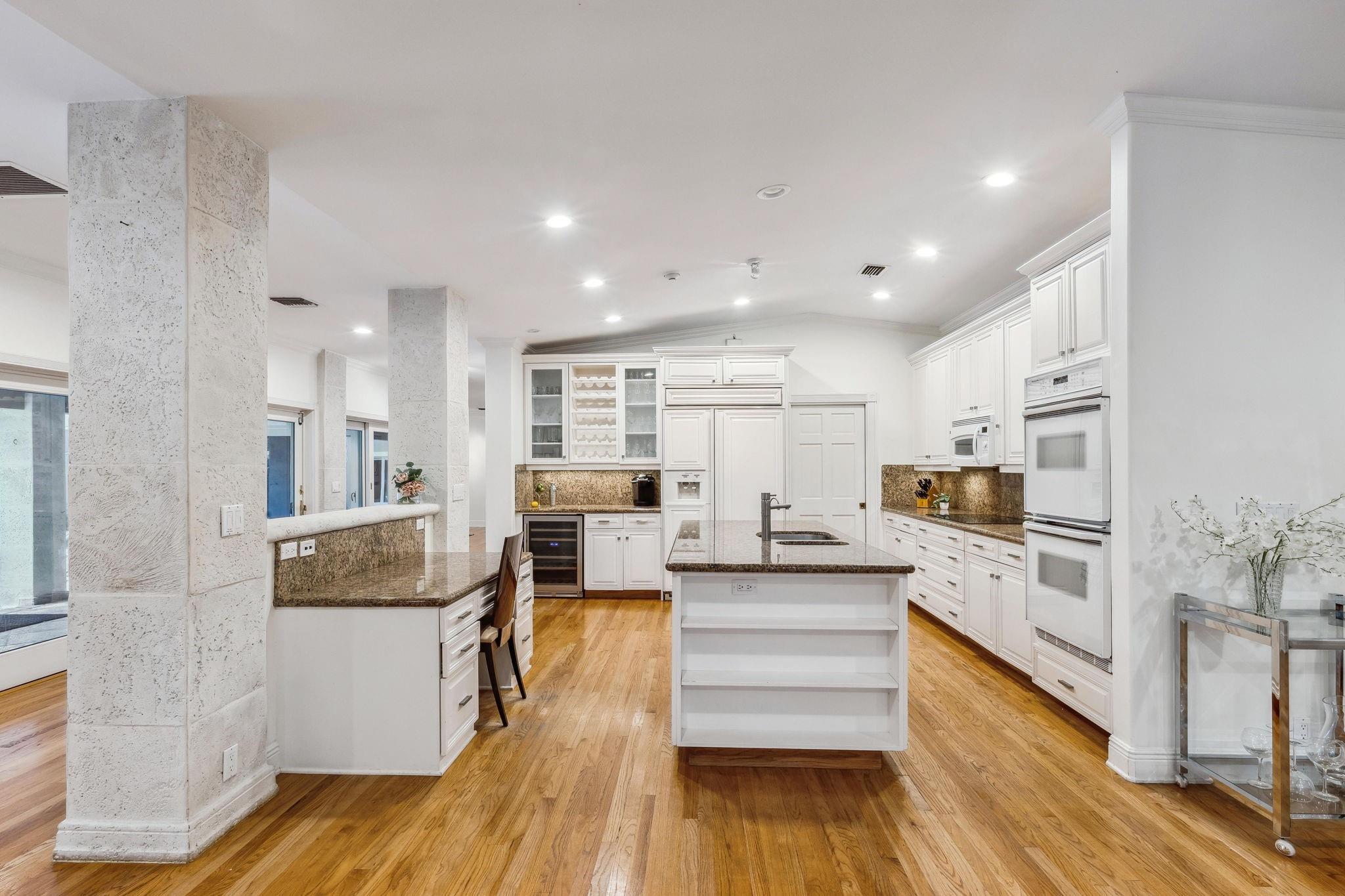 Las Olas By The Sea Ext 3 - Residential Lease