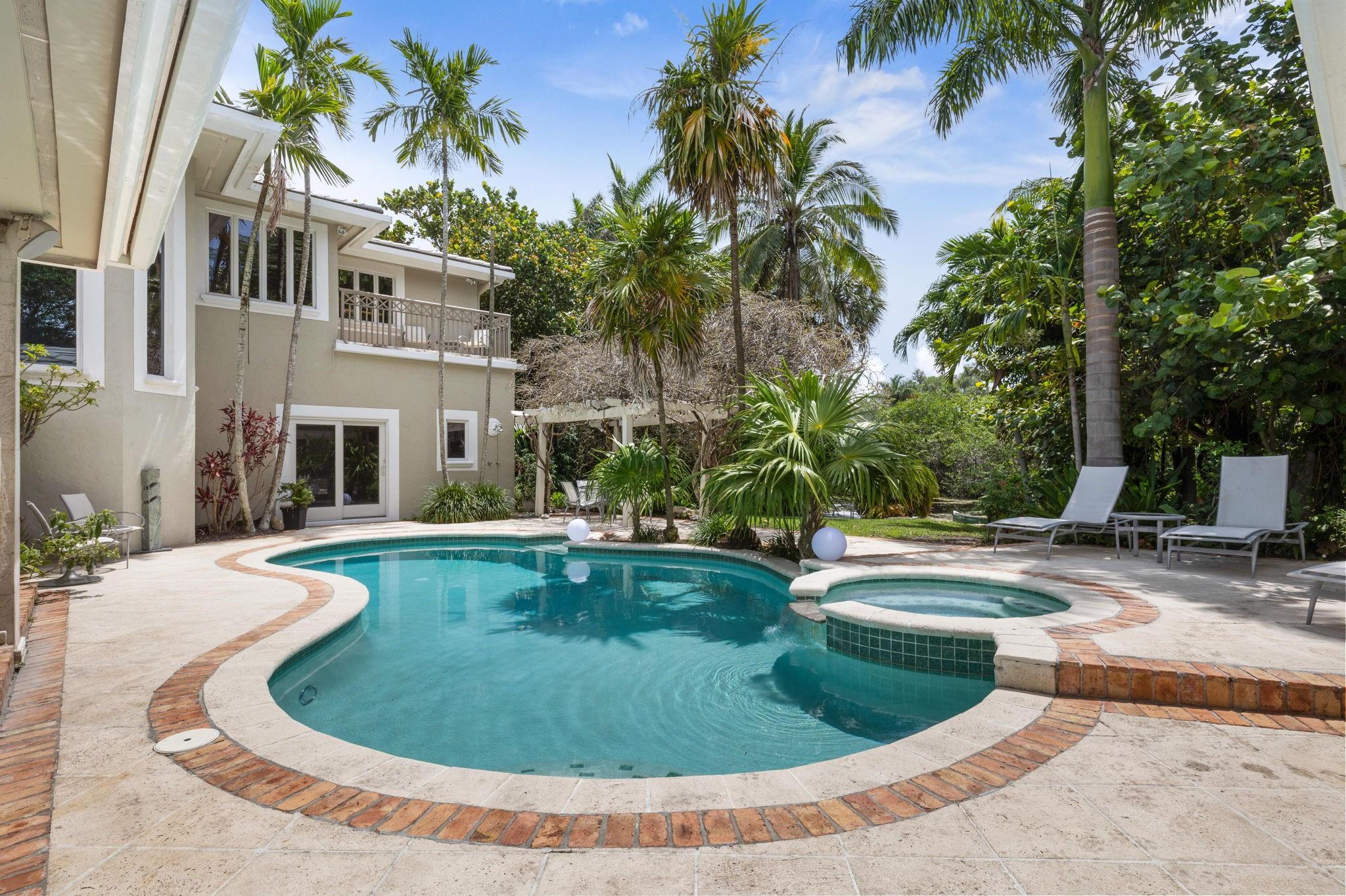 Las Olas By The Sea Ext 3 - Residential Lease