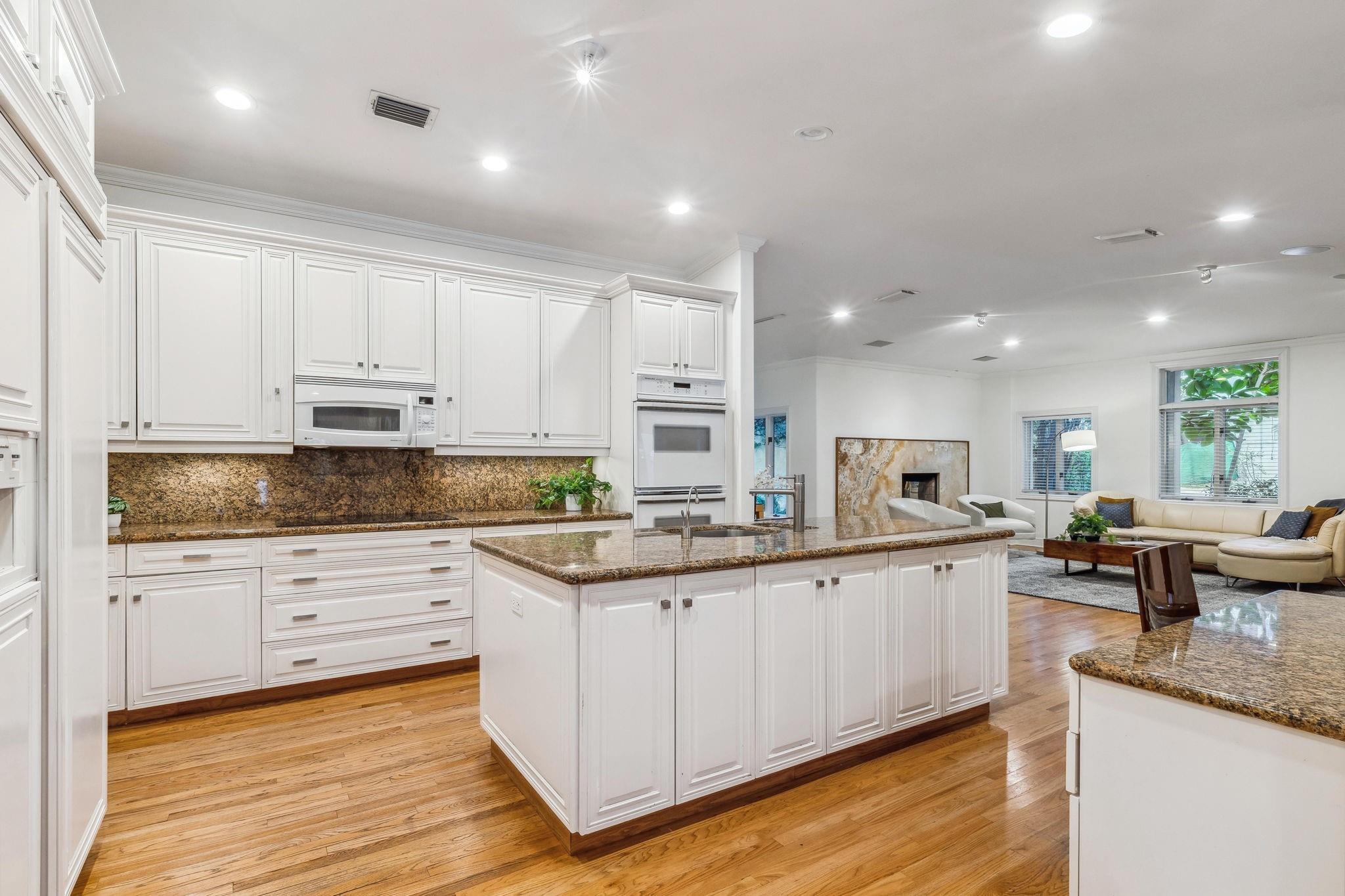 Las Olas By The Sea Ext 3 - Residential Lease