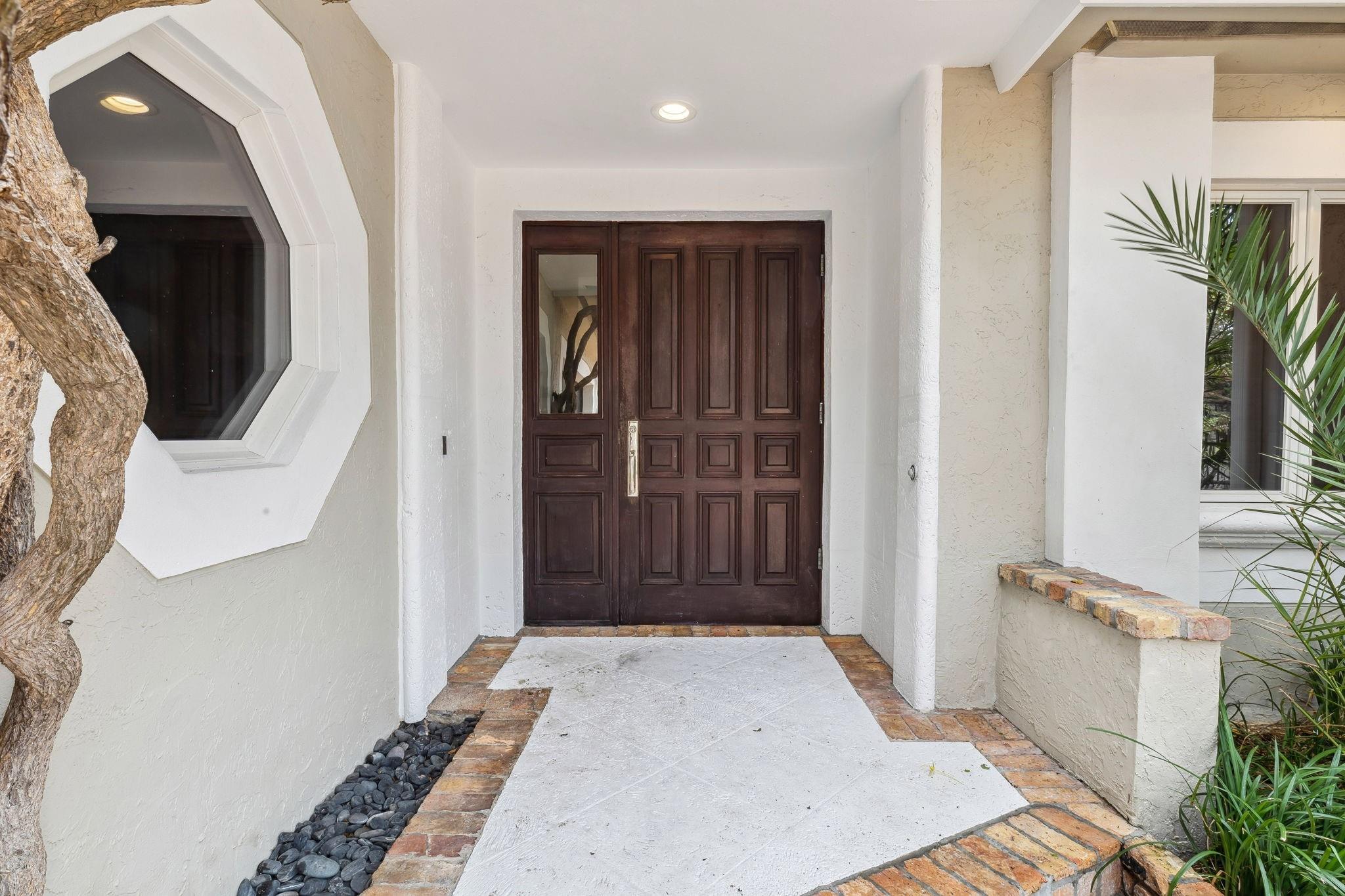Las Olas By The Sea Ext 3 - Residential Lease