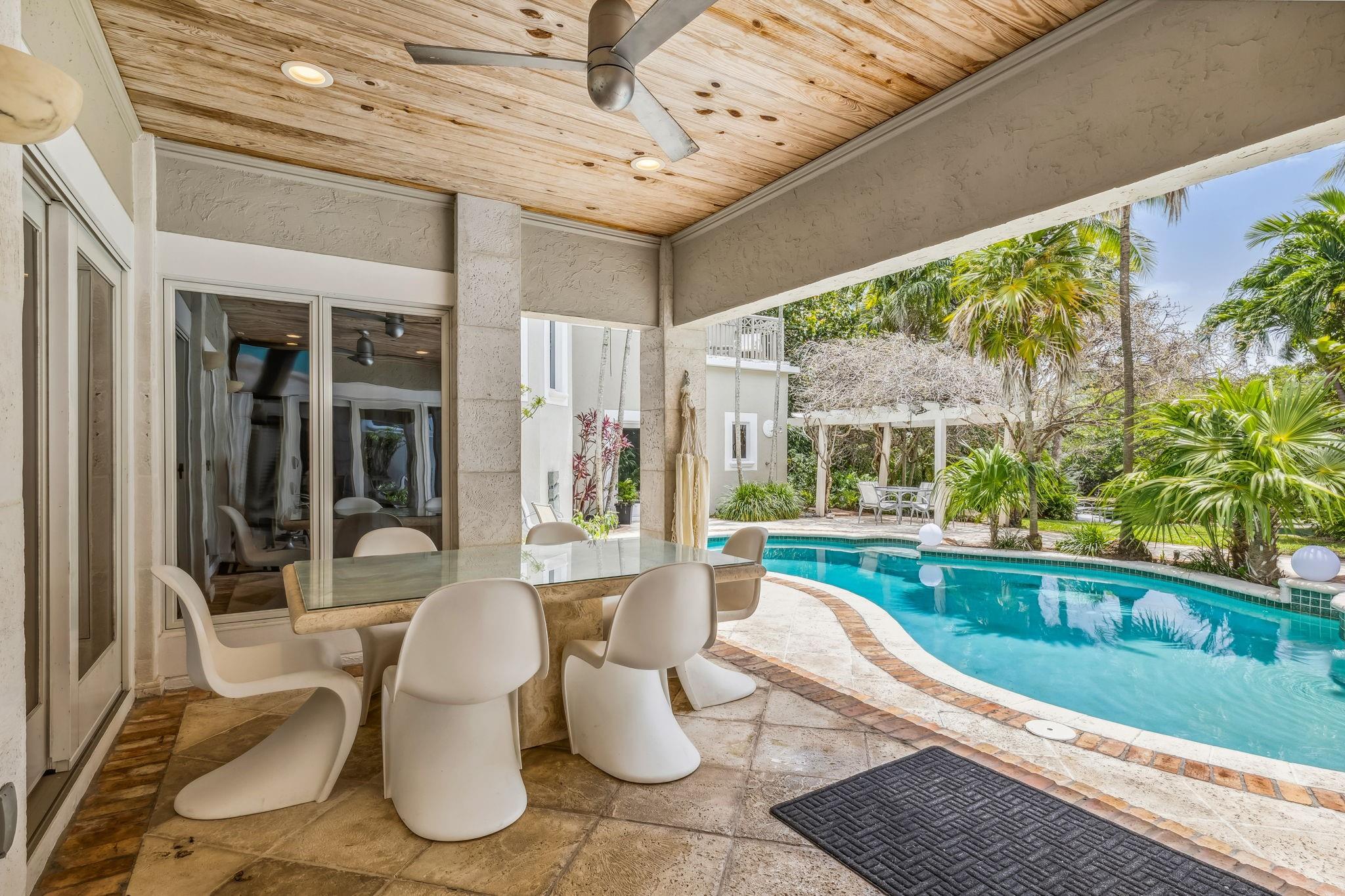 Las Olas By The Sea Ext 3 - Residential Lease