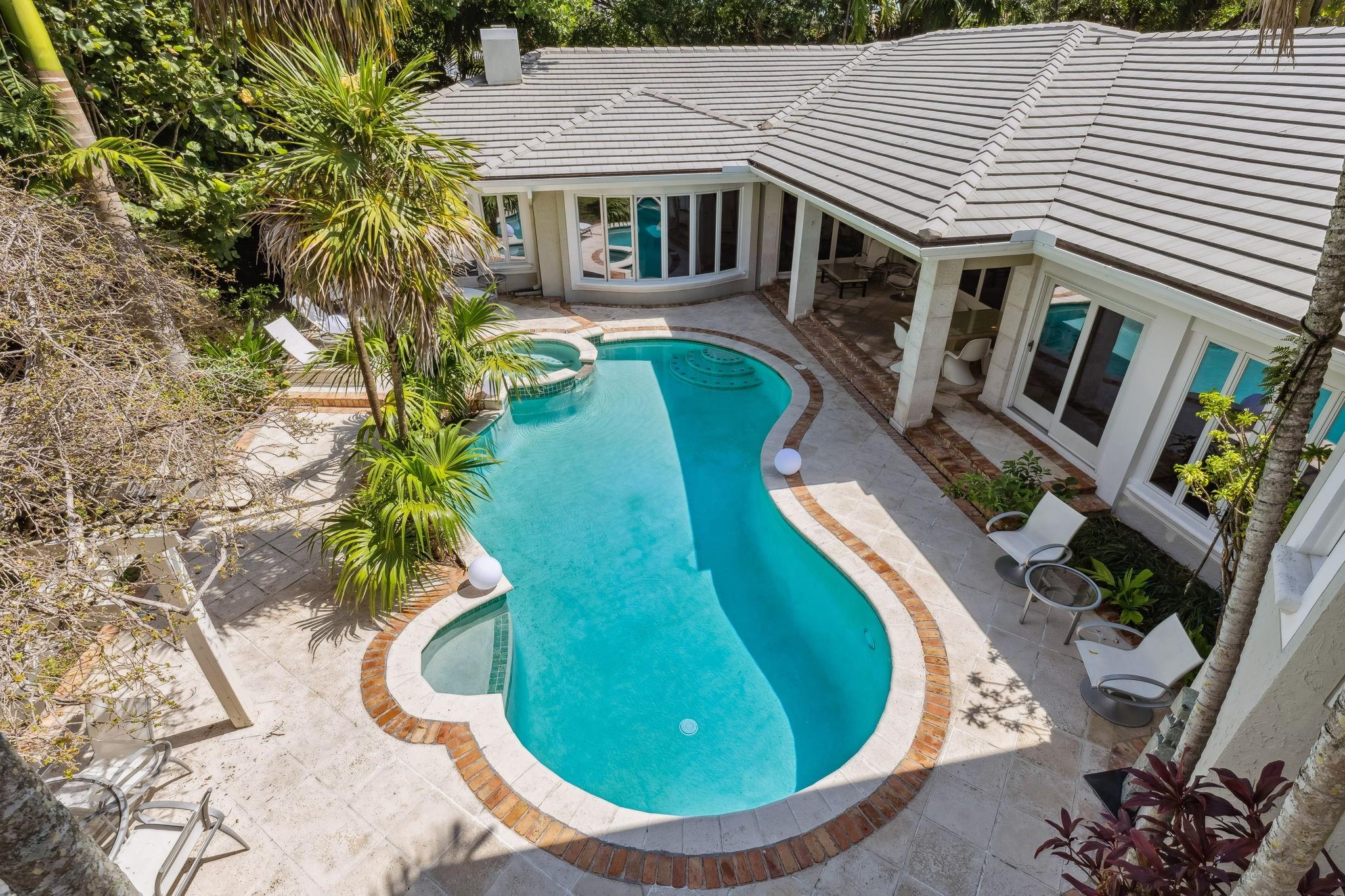 Las Olas By The Sea Ext 3 - Residential Lease