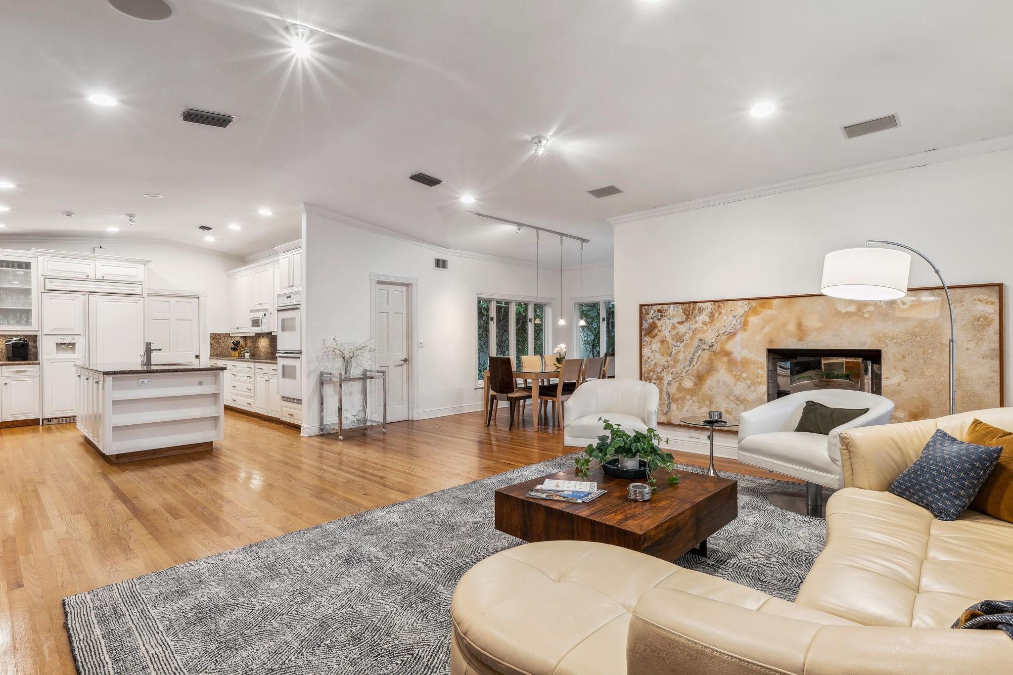Las Olas By The Sea Ext 3 - Residential Lease