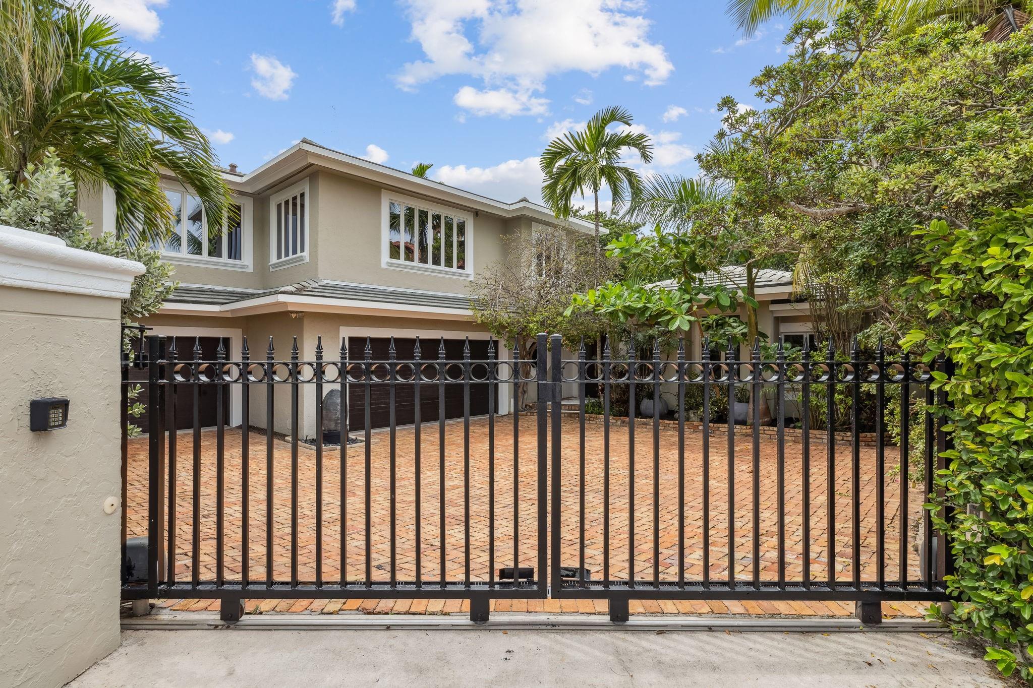 Las Olas By The Sea Ext 3 - Residential Lease