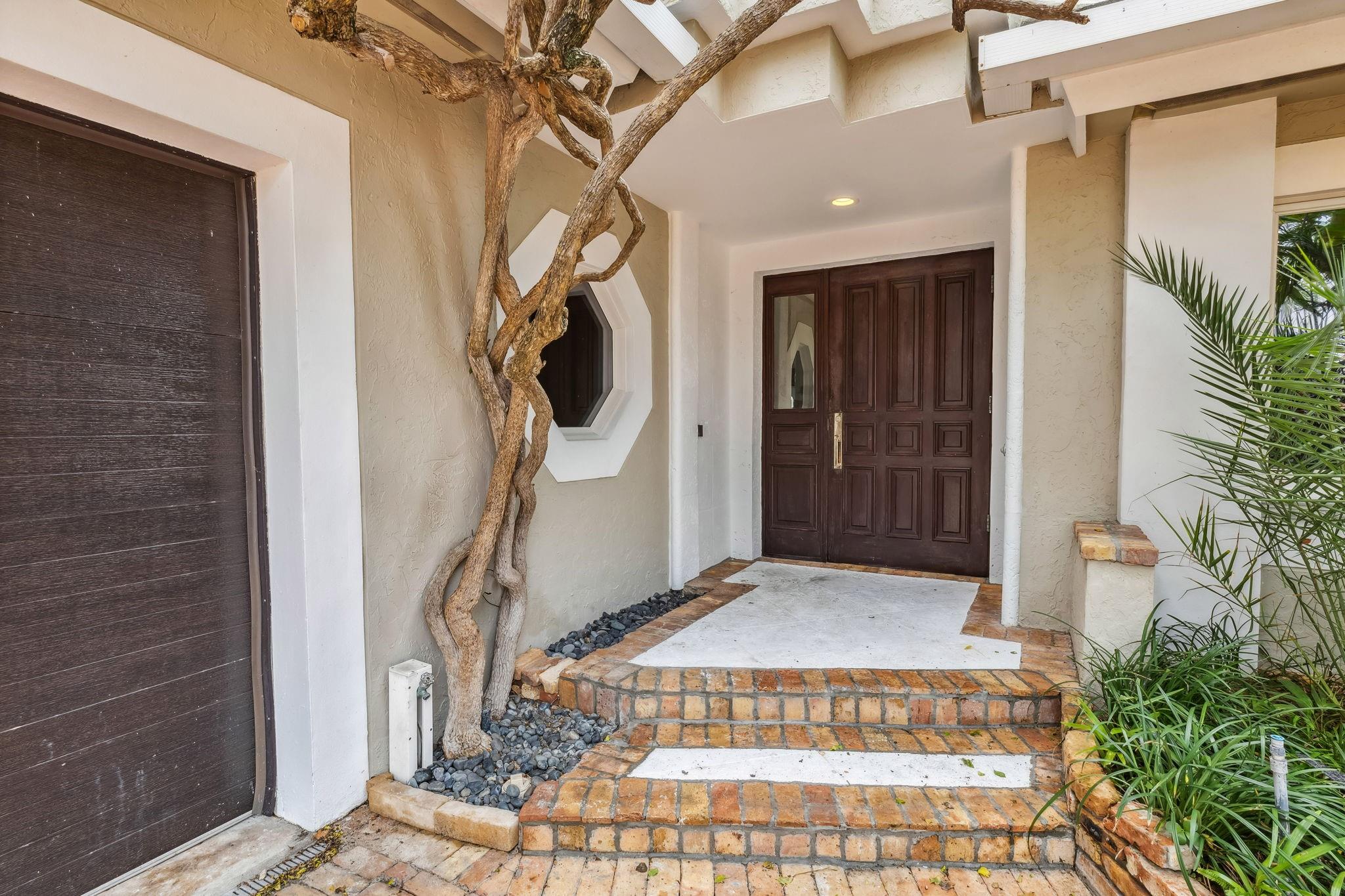 Las Olas By The Sea Ext 3 - Residential Lease