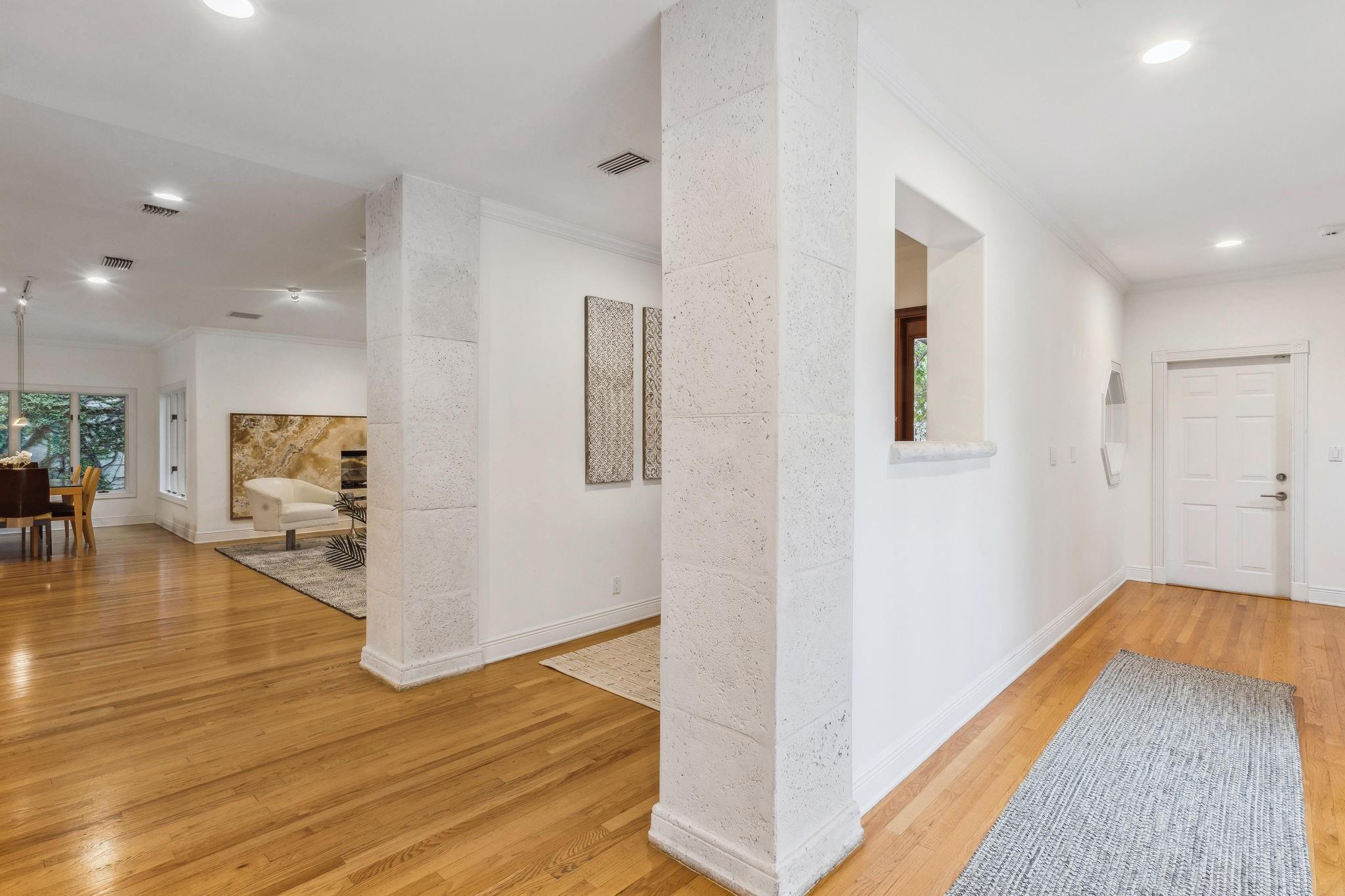 Las Olas By The Sea Ext 3 - Residential Lease