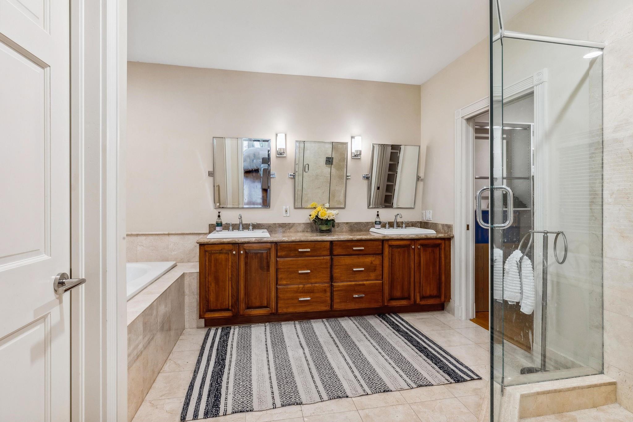 Las Olas By The Sea Ext 3 - Residential Lease