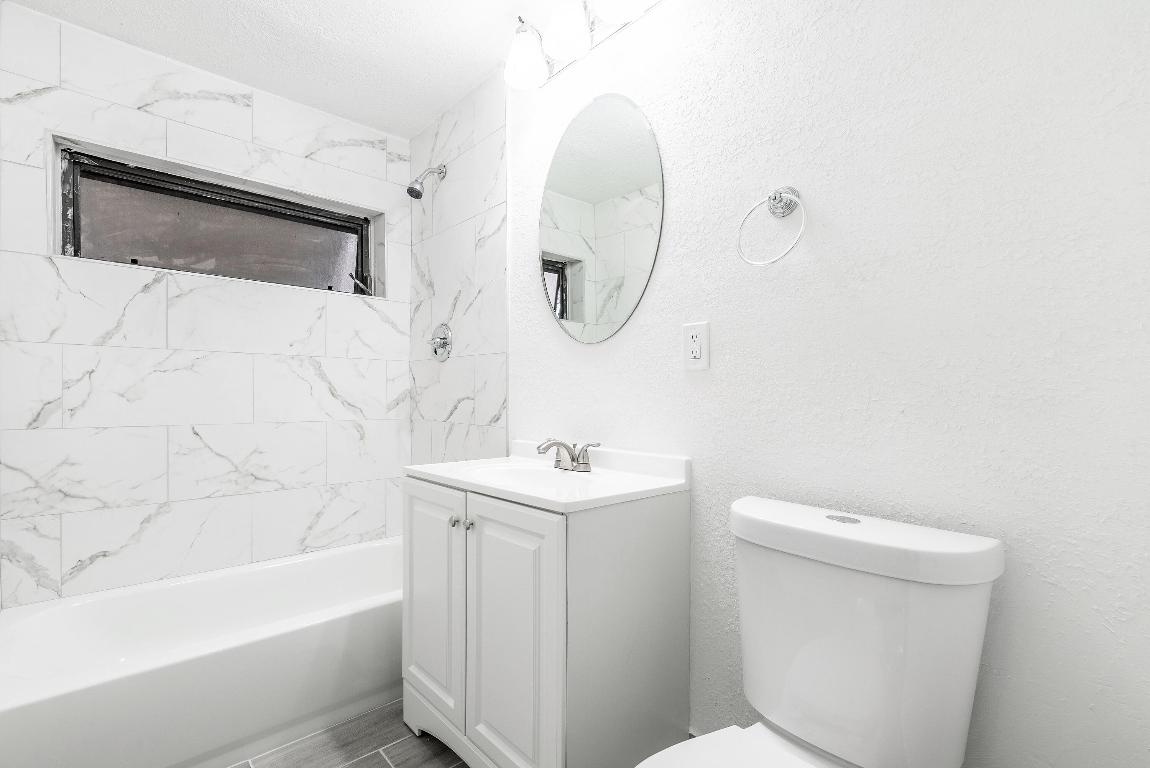 BROWARD MANOR OF HOLLYWOOD - Residential