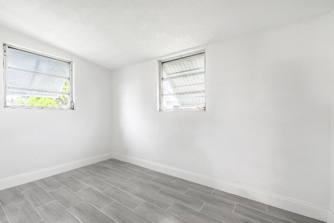 BROWARD MANOR OF HOLLYWOOD - Residential