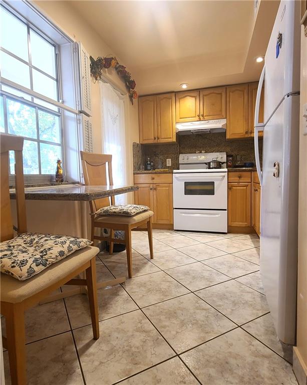 Palm Air - Residential