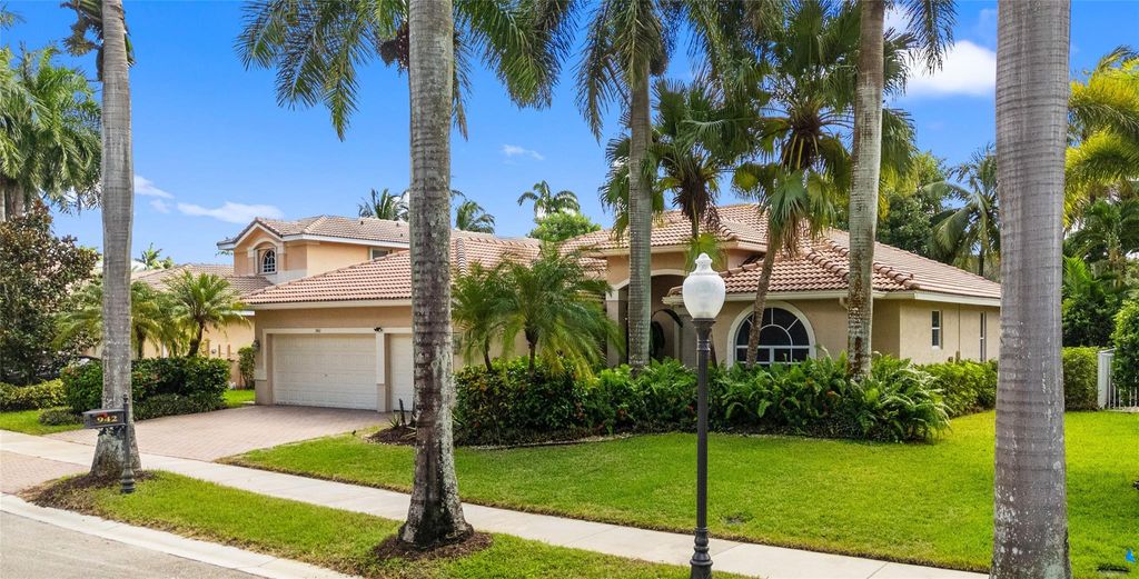 Photo of 942 Windward Way, Weston, FL 33327 (MLS # F10532099)