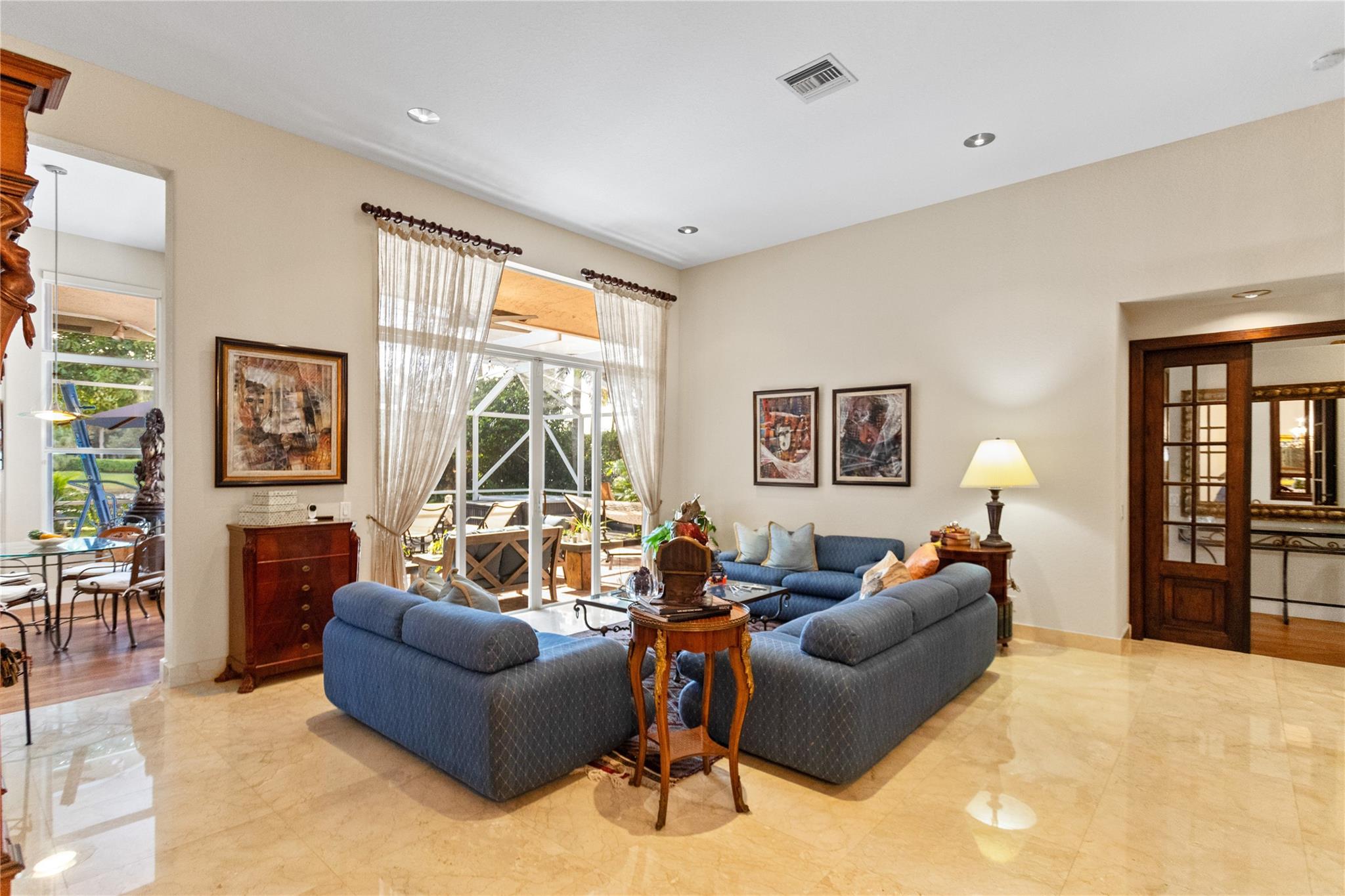 COVE III - Residential