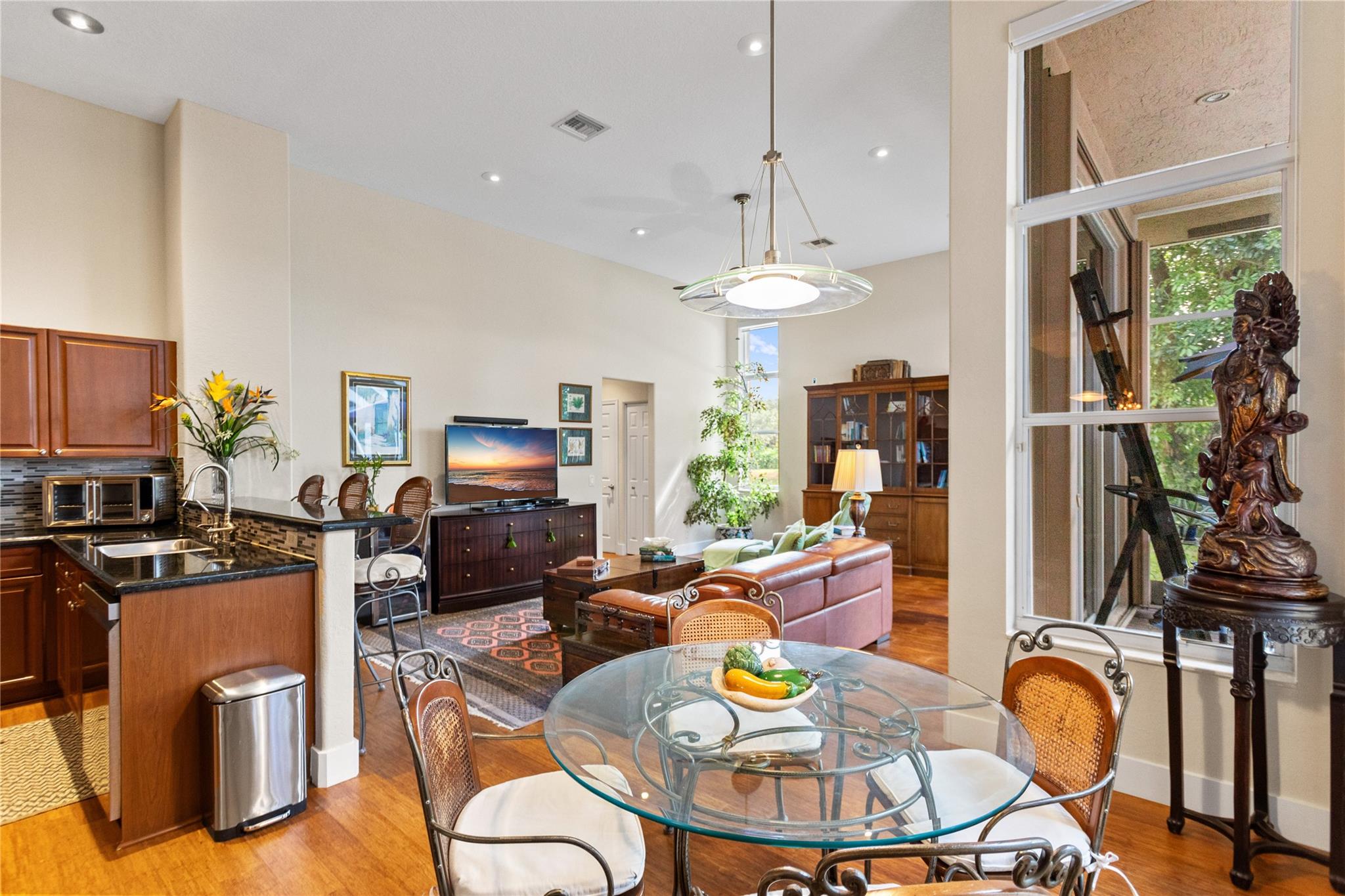 COVE III - Residential
