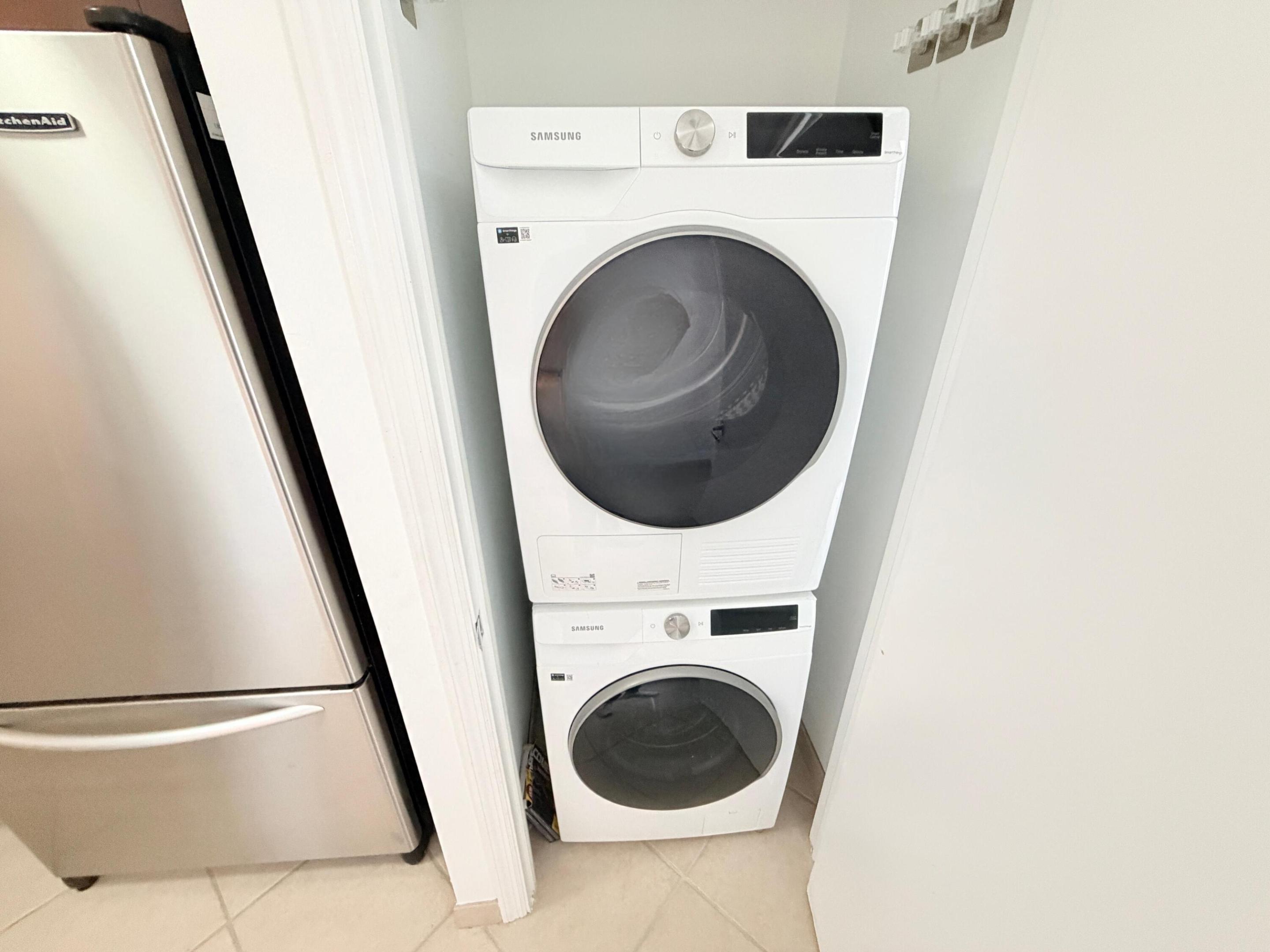 TURNBERRY VILLAGE SO TOWER CONDO - Residential Lease