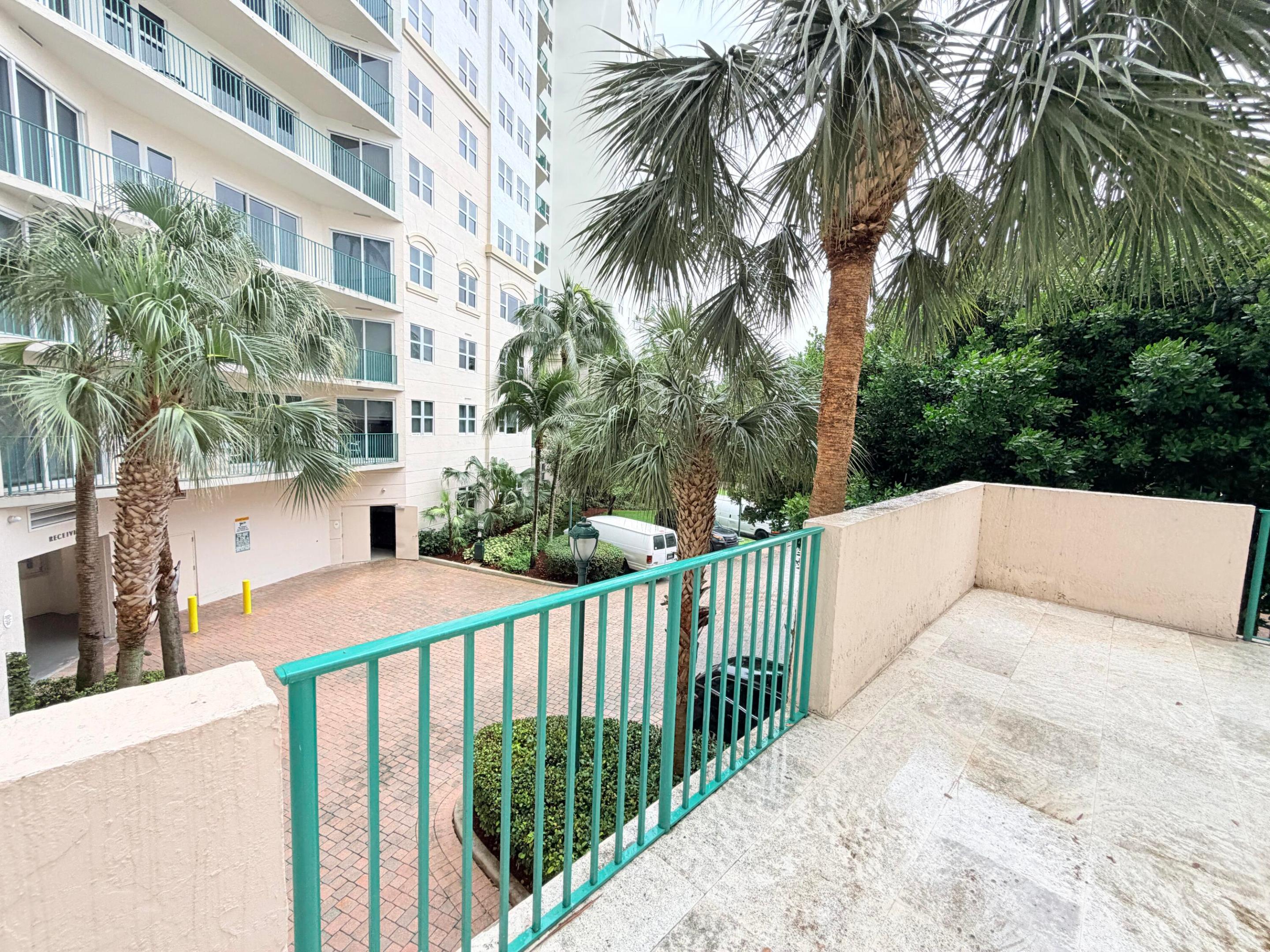 TURNBERRY VILLAGE SO TOWER CONDO - Residential Lease
