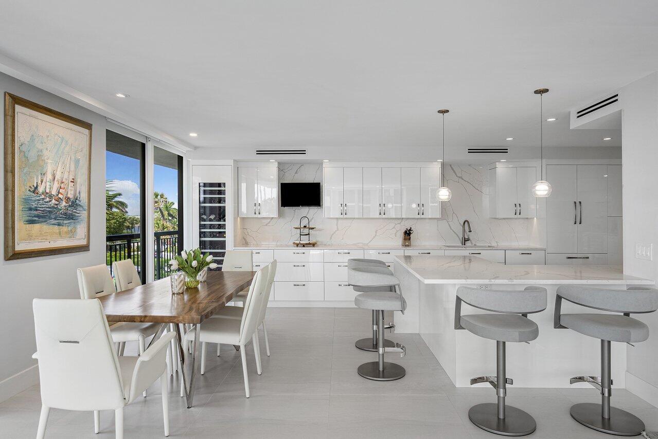 CARLTON PLACE CONDO - Residential