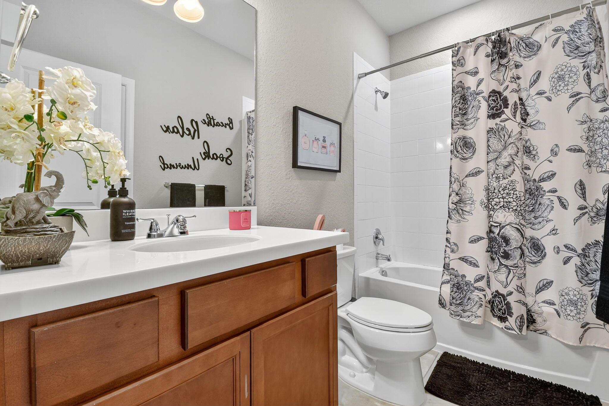 PRESTON SQUARE - Residential