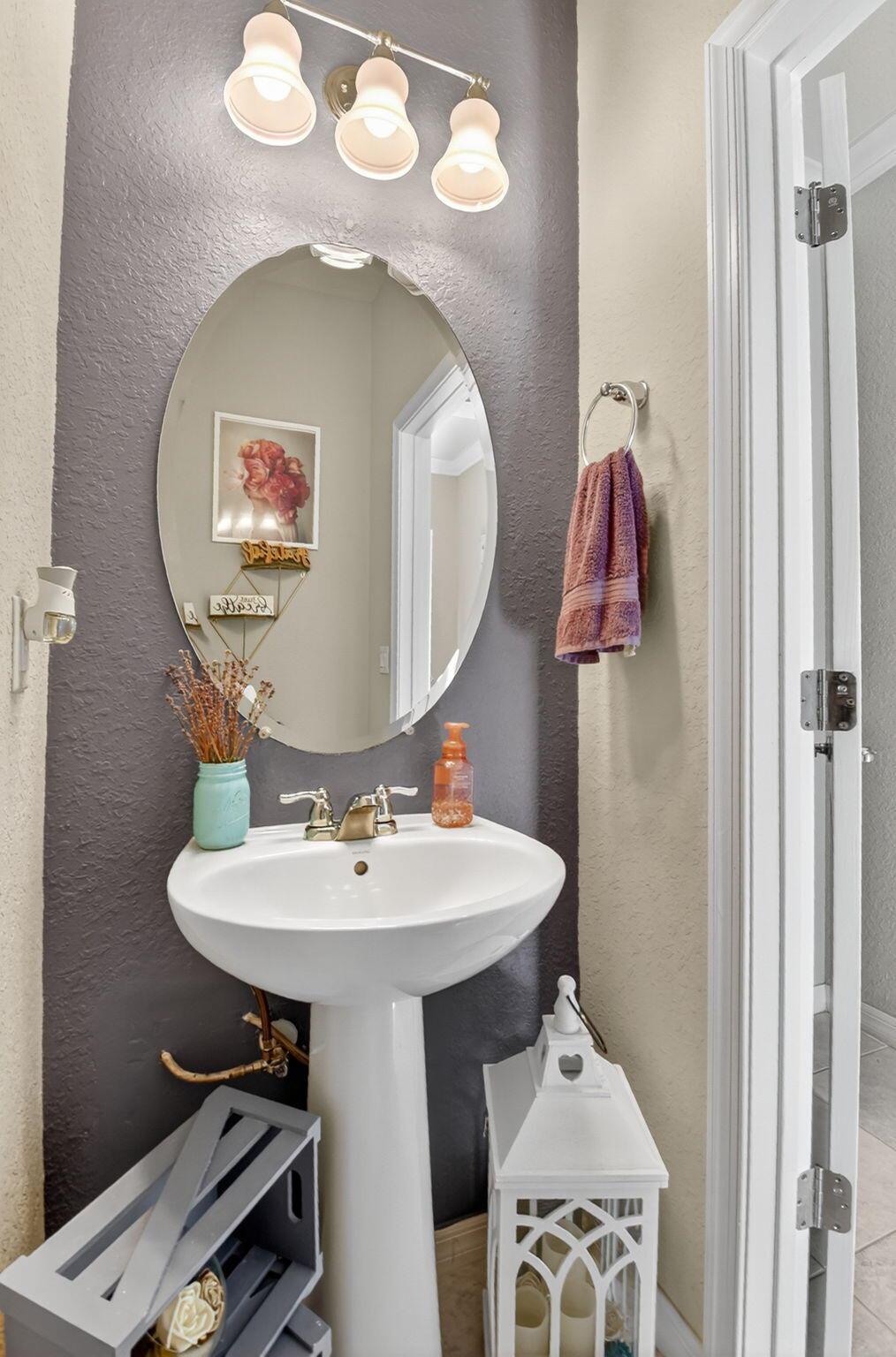 PRESTON SQUARE - Residential