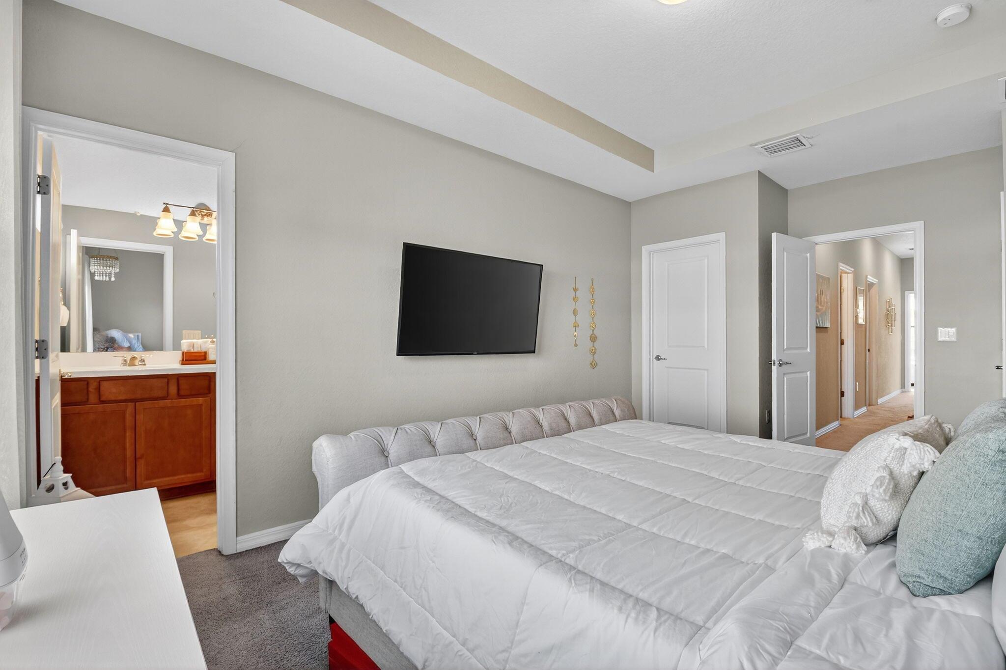 PRESTON SQUARE - Residential