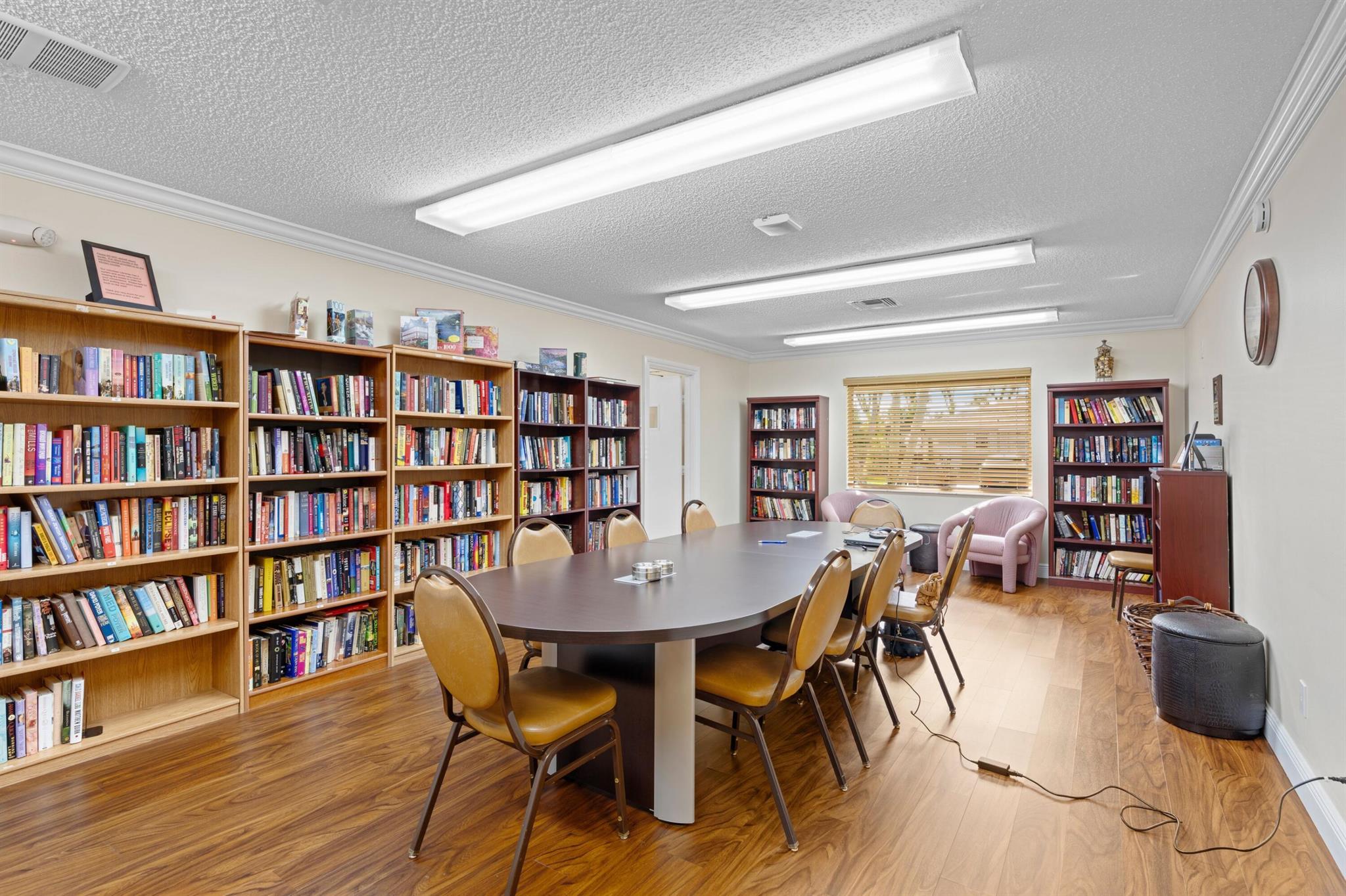 WHISPER WALK - Residential