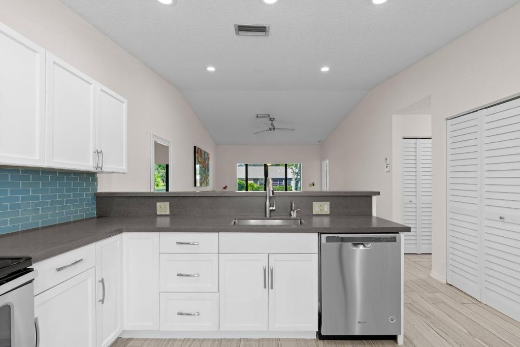 Photo of 18821 Argosy Drive #18821, Boca Raton, FL 33496 (MLS # R11147602)