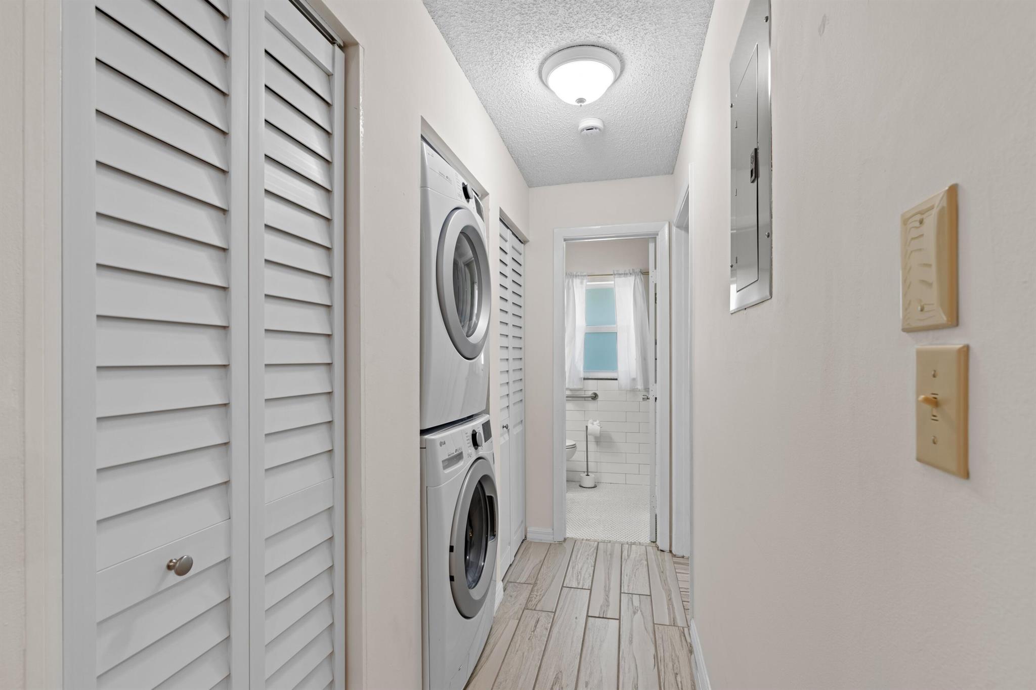 WHISPER WALK - Residential