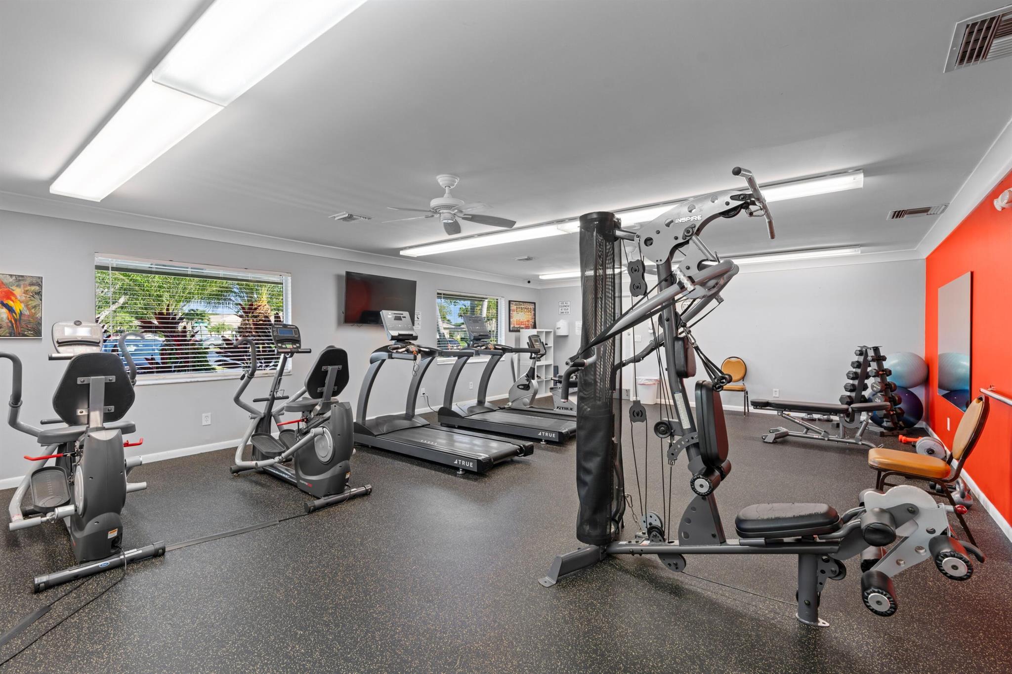 WHISPER WALK - Residential