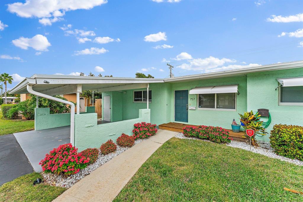 NORTH PALM BEACH VILLAGE OF 3 - Residential