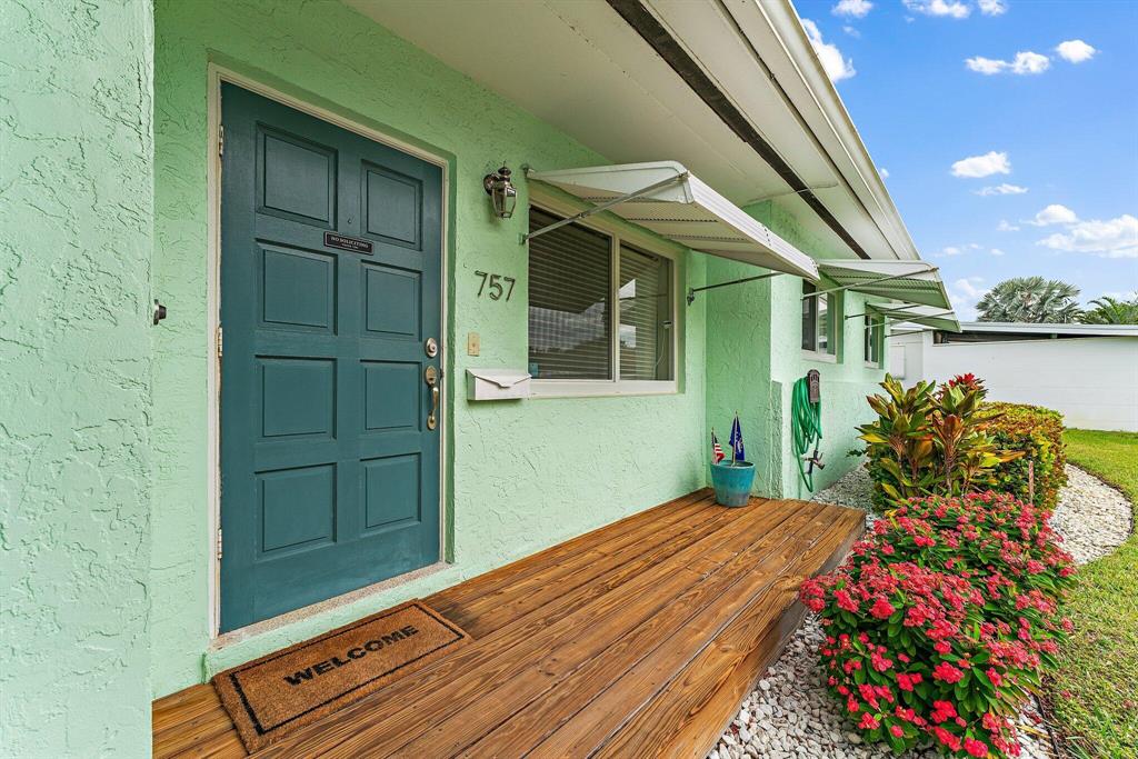 NORTH PALM BEACH VILLAGE OF 3 - Residential