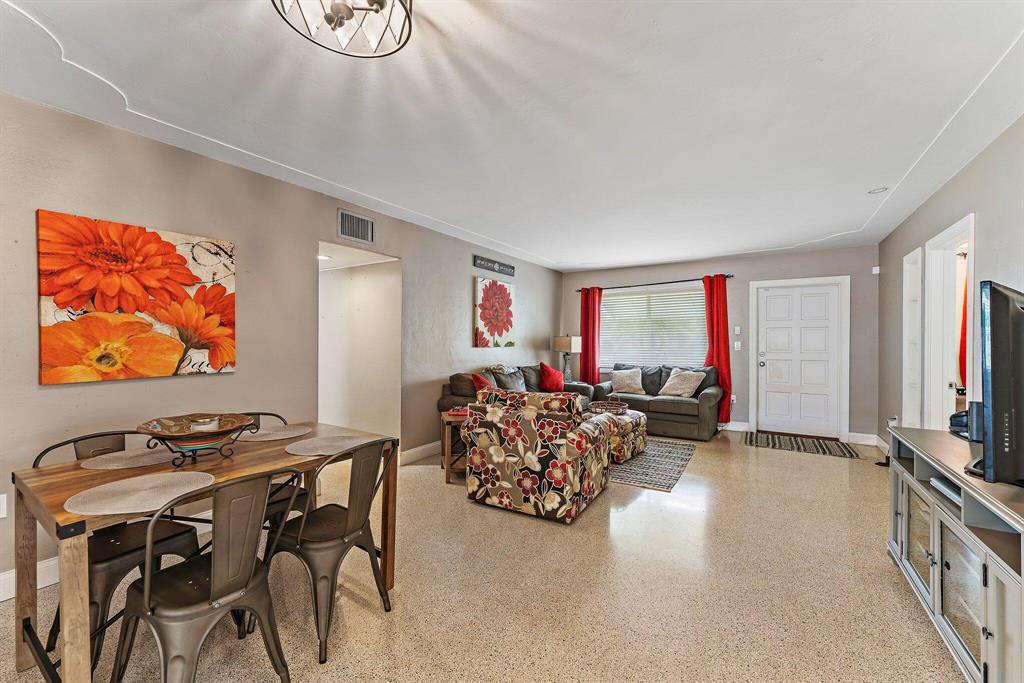 NORTH PALM BEACH VILLAGE OF 3 - Residential