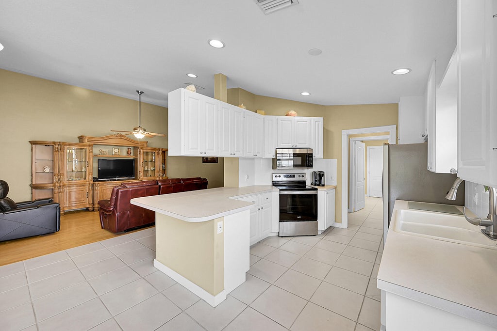 Photo of 8370 Eleuthera Lane, Wellington, FL 33414 (MLS # R11085700)