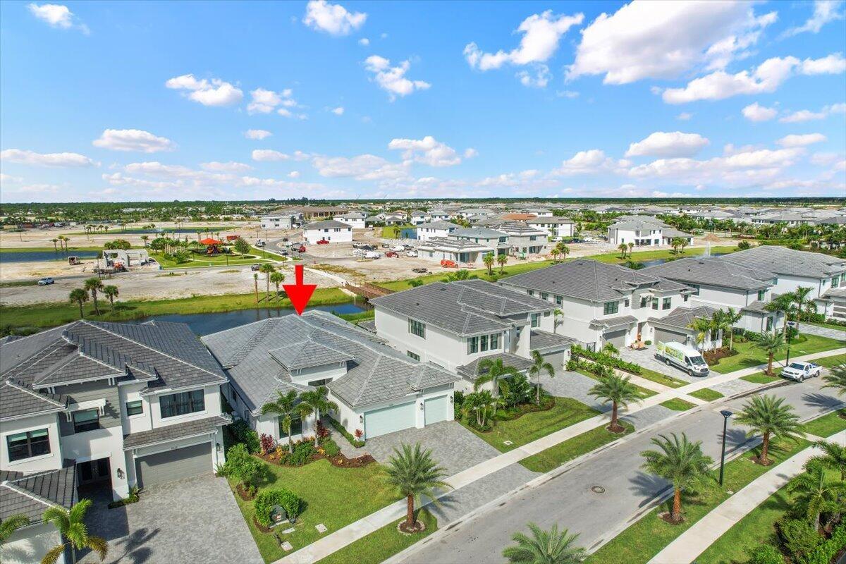 Apex at Avenir - Residential