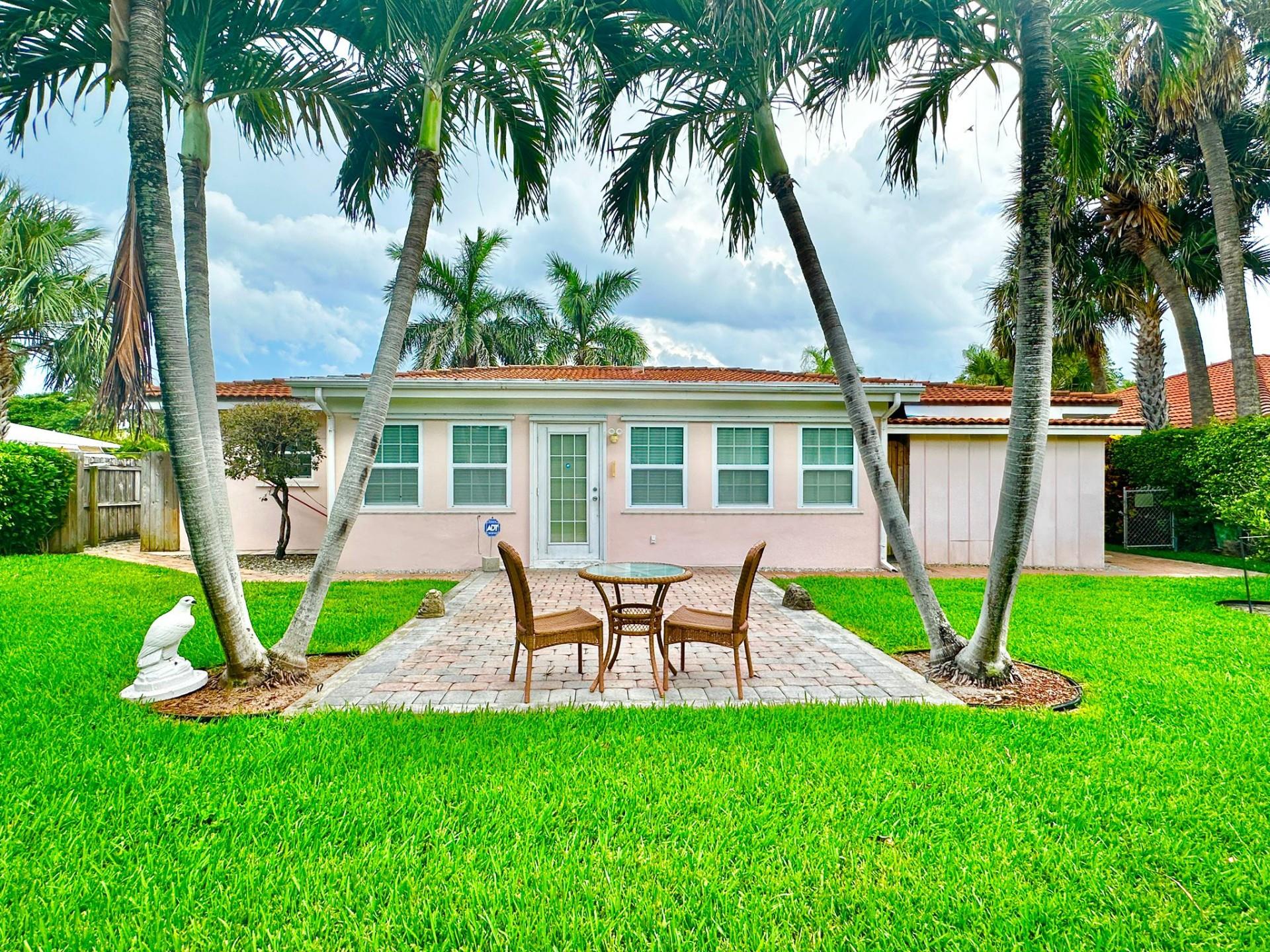 307 Bamboo Rd