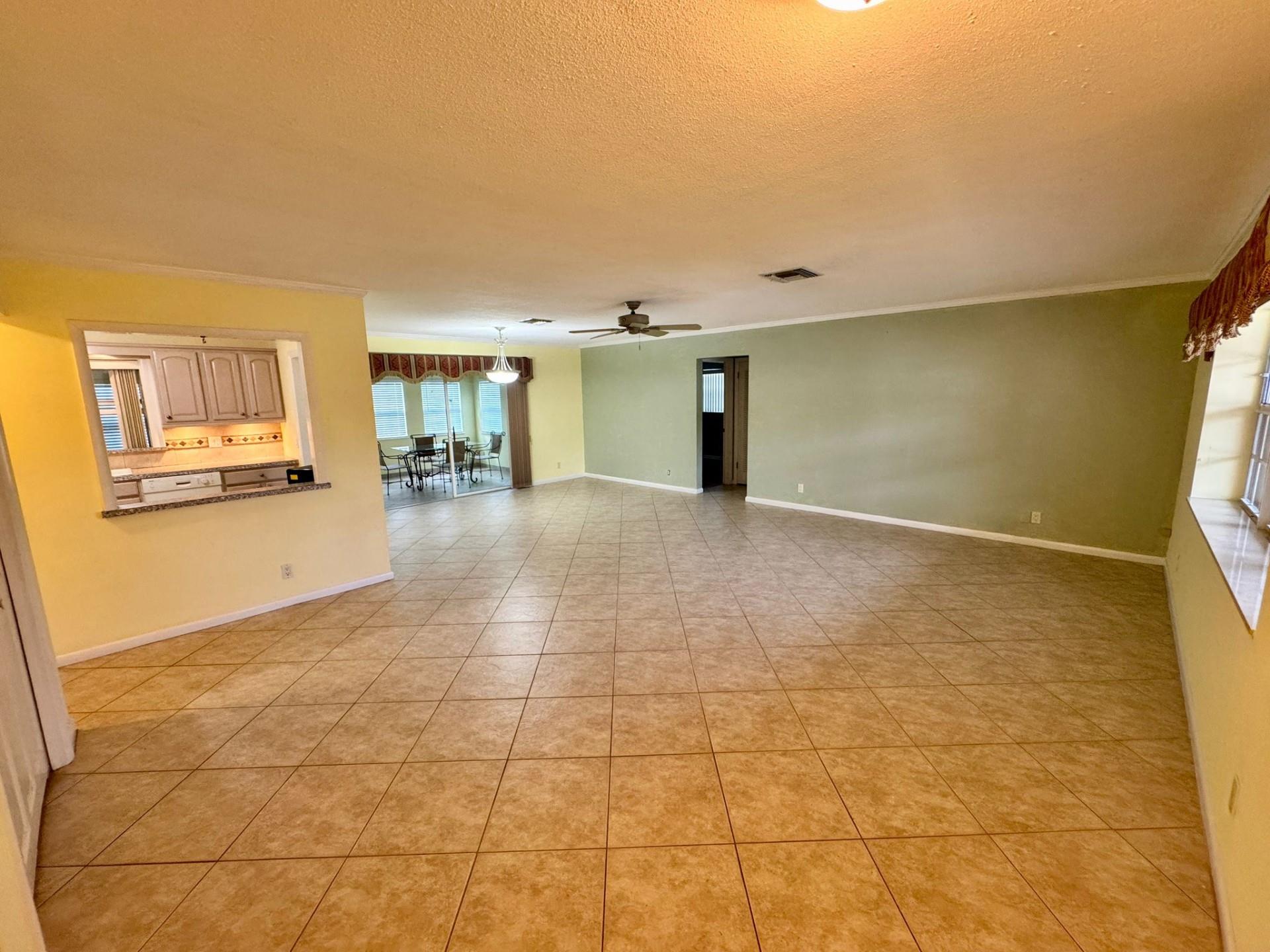 307 Bamboo Rd