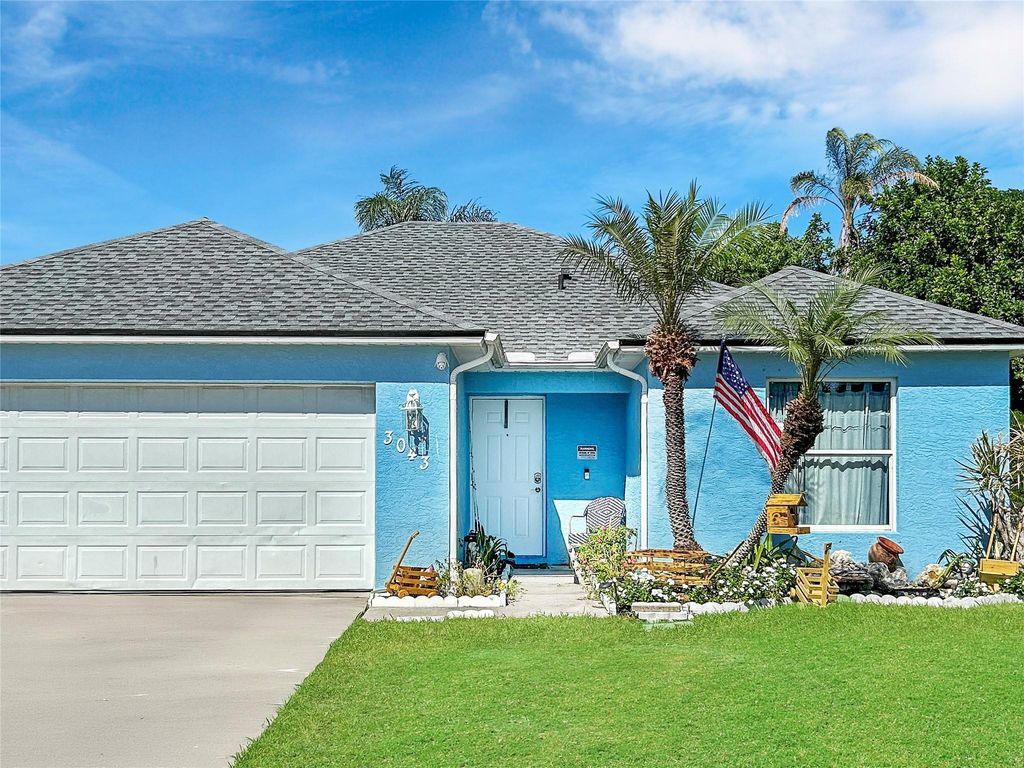 Photo of 3043 SE Banyan St, Stuart, FL 34997 (MLS # F10531634)